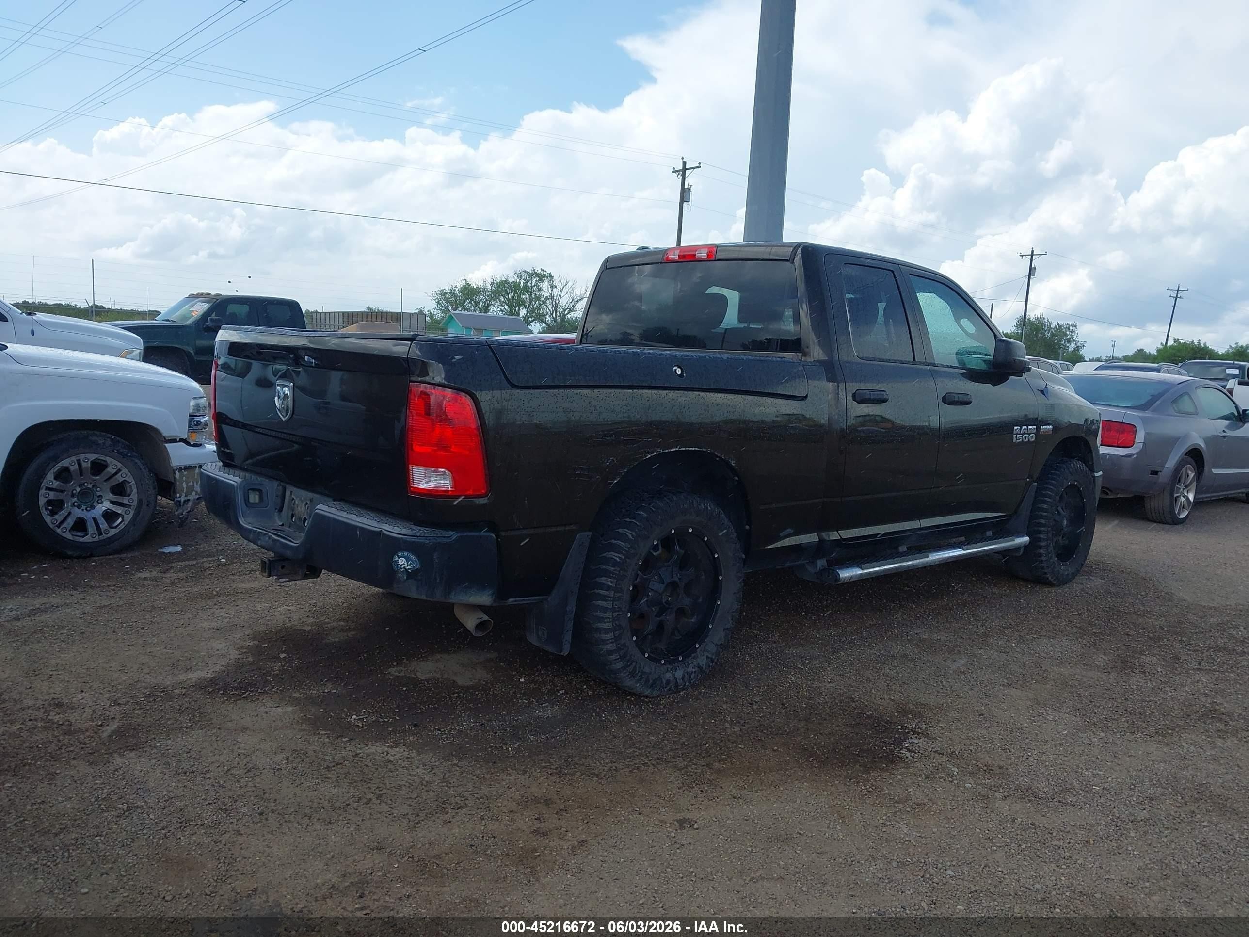 2013 Ram 1500 Tradesman Brown vin: 1C6RR6FTXDS609051