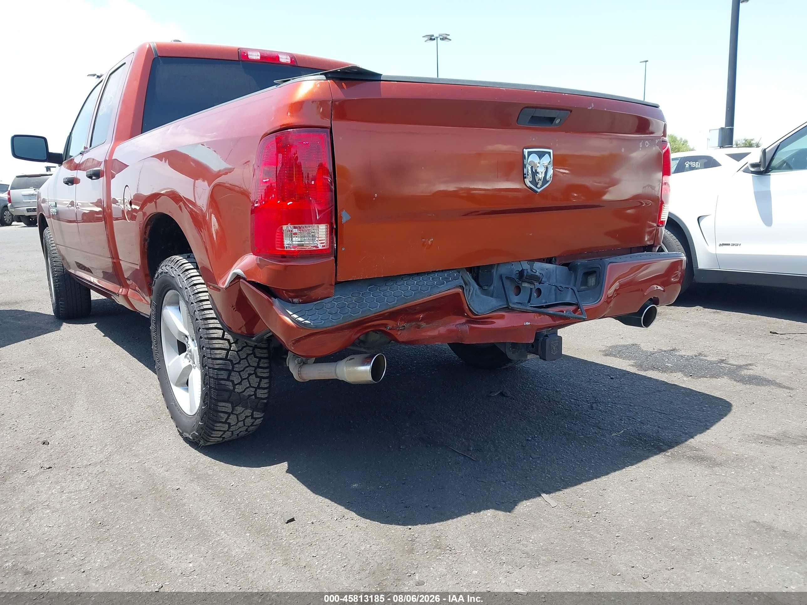 2013 Ram 1500 Express Orange vin: 1C6RR6FTXDS617327