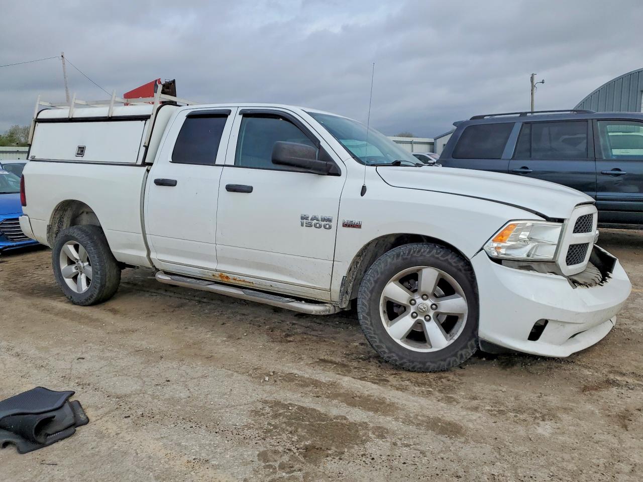 2013 Ram 1500 St White vin: 1C6RR6FTXDS674319