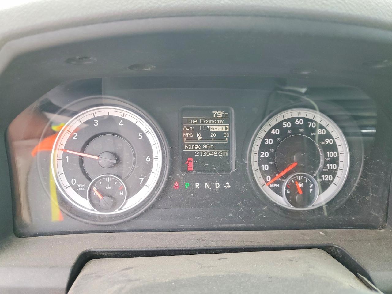 2013 Ram 1500 St White vin: 1C6RR6FTXDS674319
