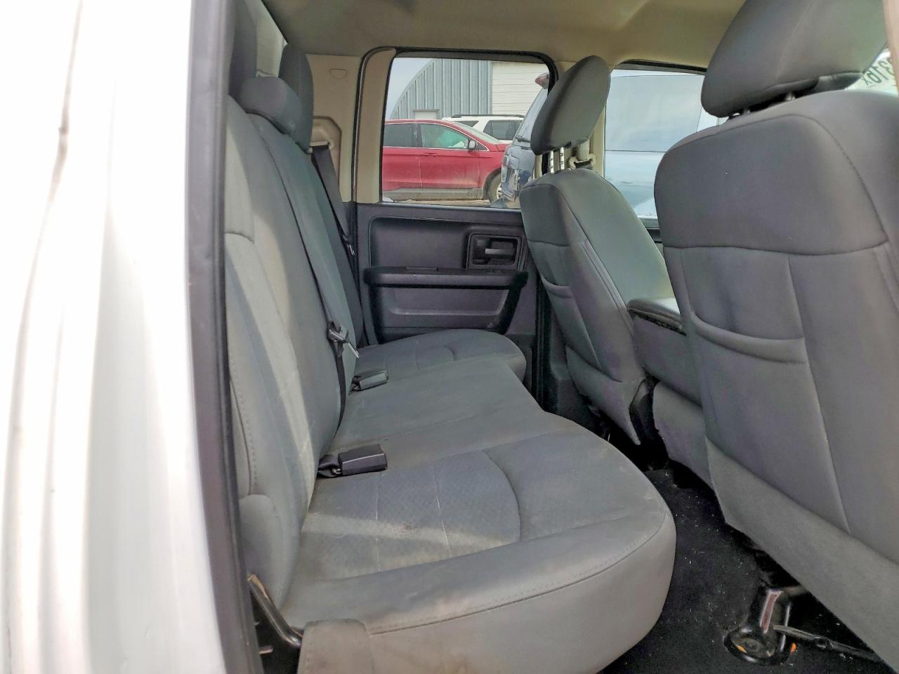 2013 Ram 1500 St White vin: 1C6RR6FTXDS674319