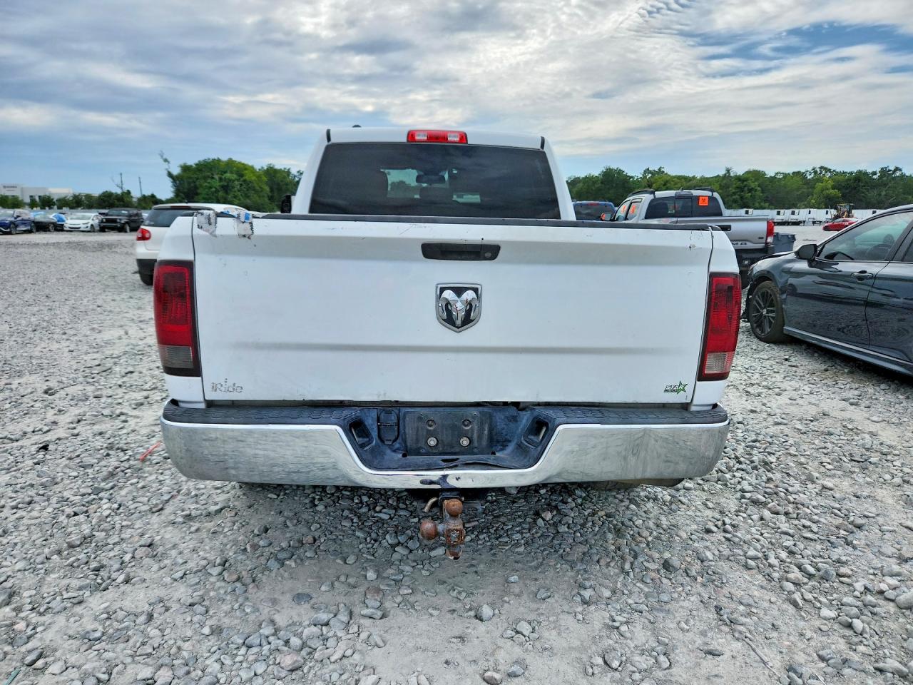 2014 Ram 1500 St White vin: 1C6RR6FTXES122269