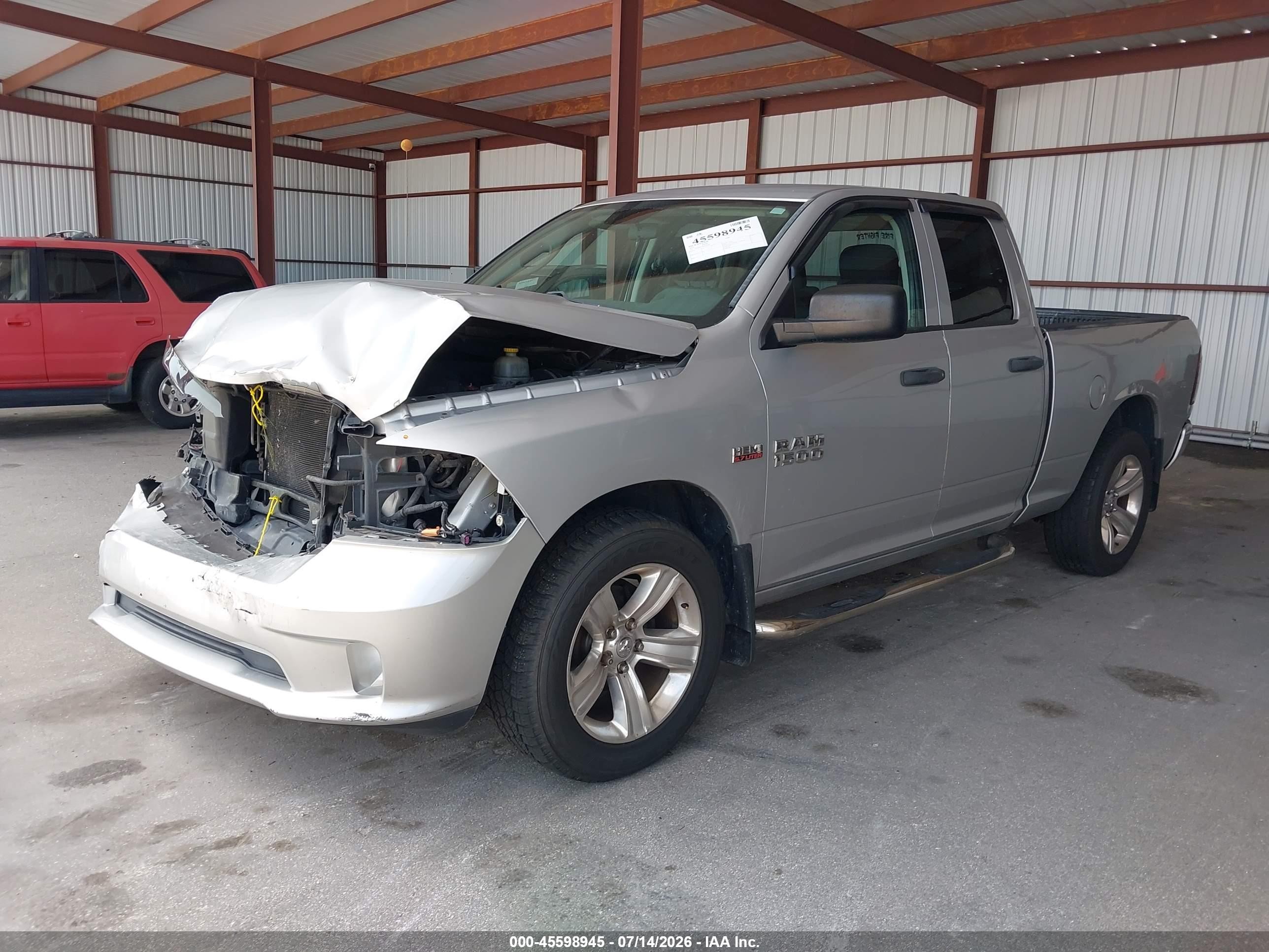 2014 Ram 1500 Express Серебряный vin: 1C6RR6FTXES364608
