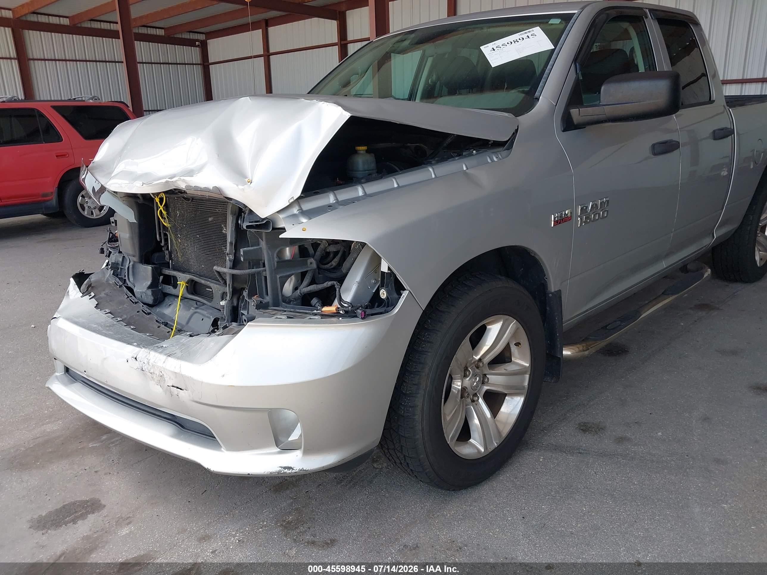 2014 Ram 1500 Express Серебряный vin: 1C6RR6FTXES364608