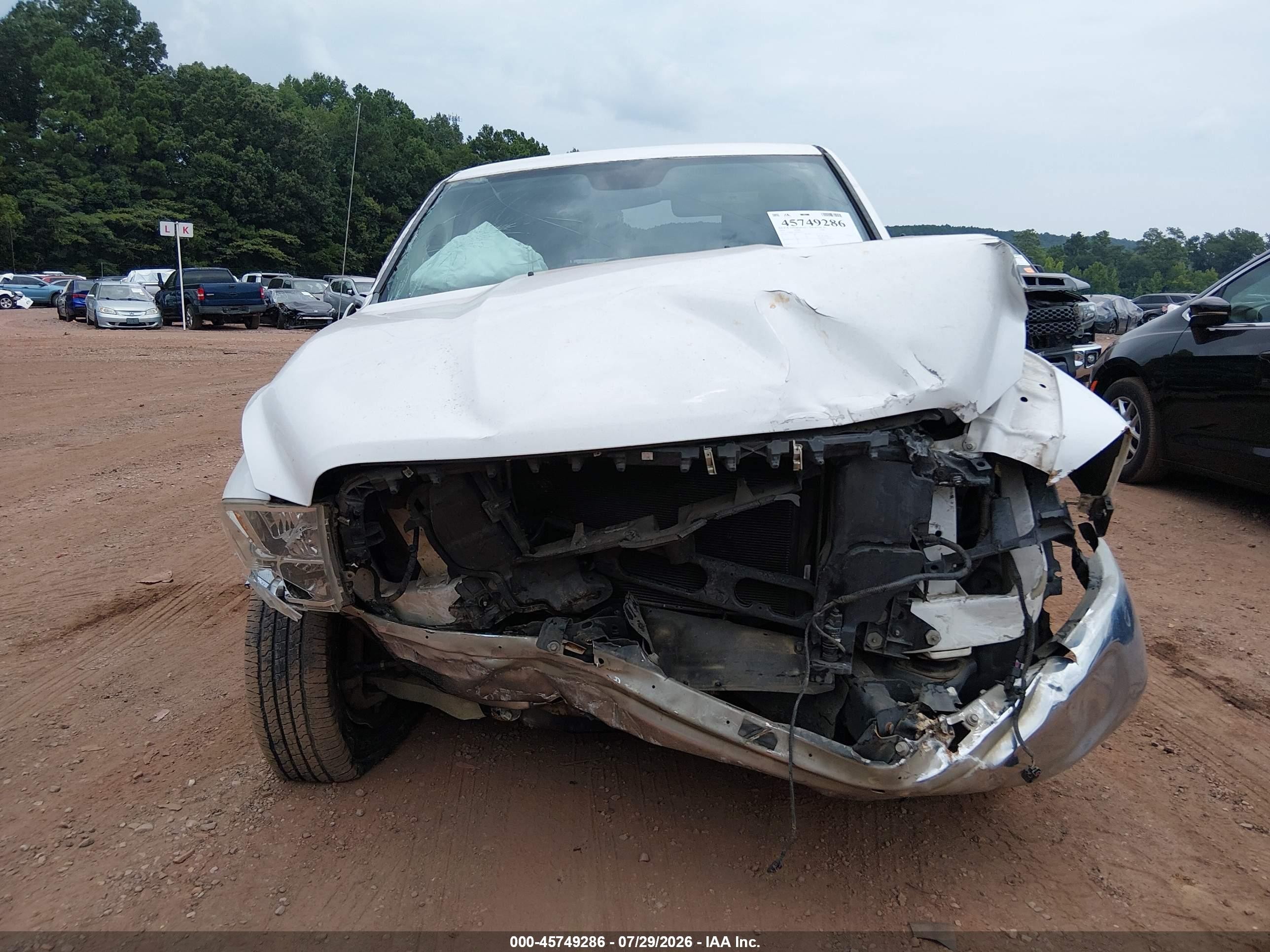 2014 Ram 1500 Tradesman Белый vin: 1C6RR6FTXES449111