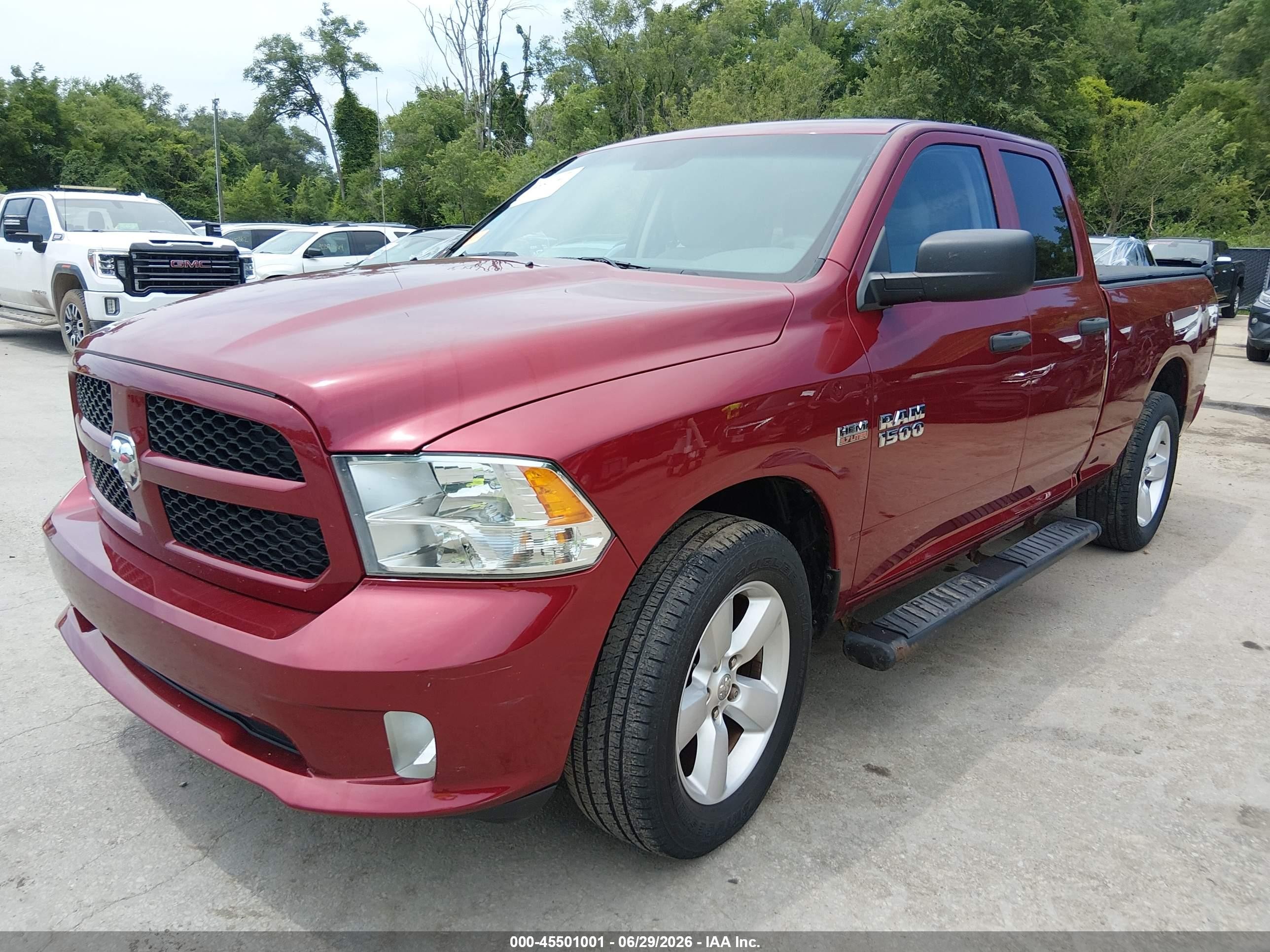 2015 Ram 1500 Express Red vin: 1C6RR6FTXFS591685