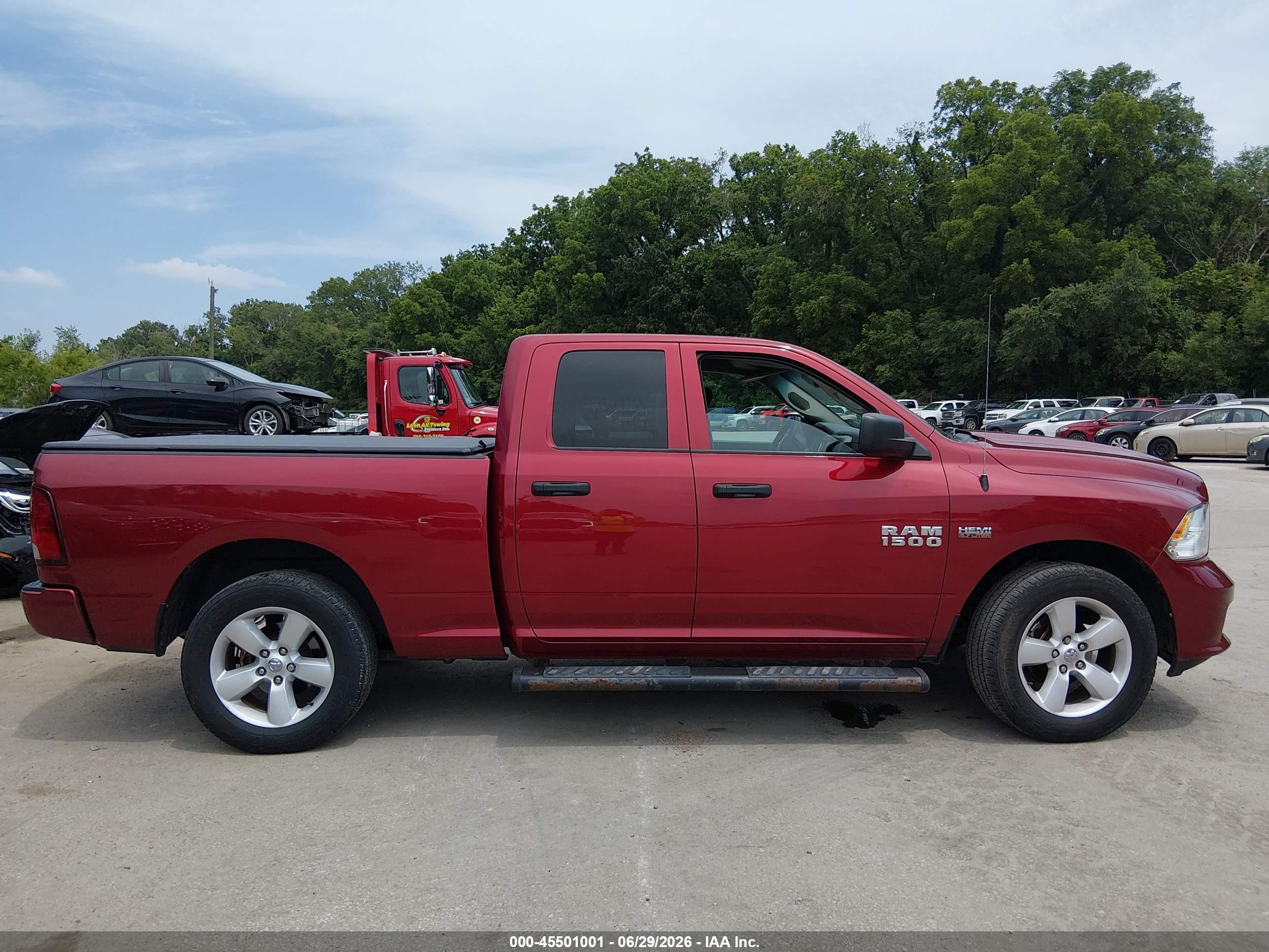 2015 Ram 1500 Express Red vin: 1C6RR6FTXFS591685
