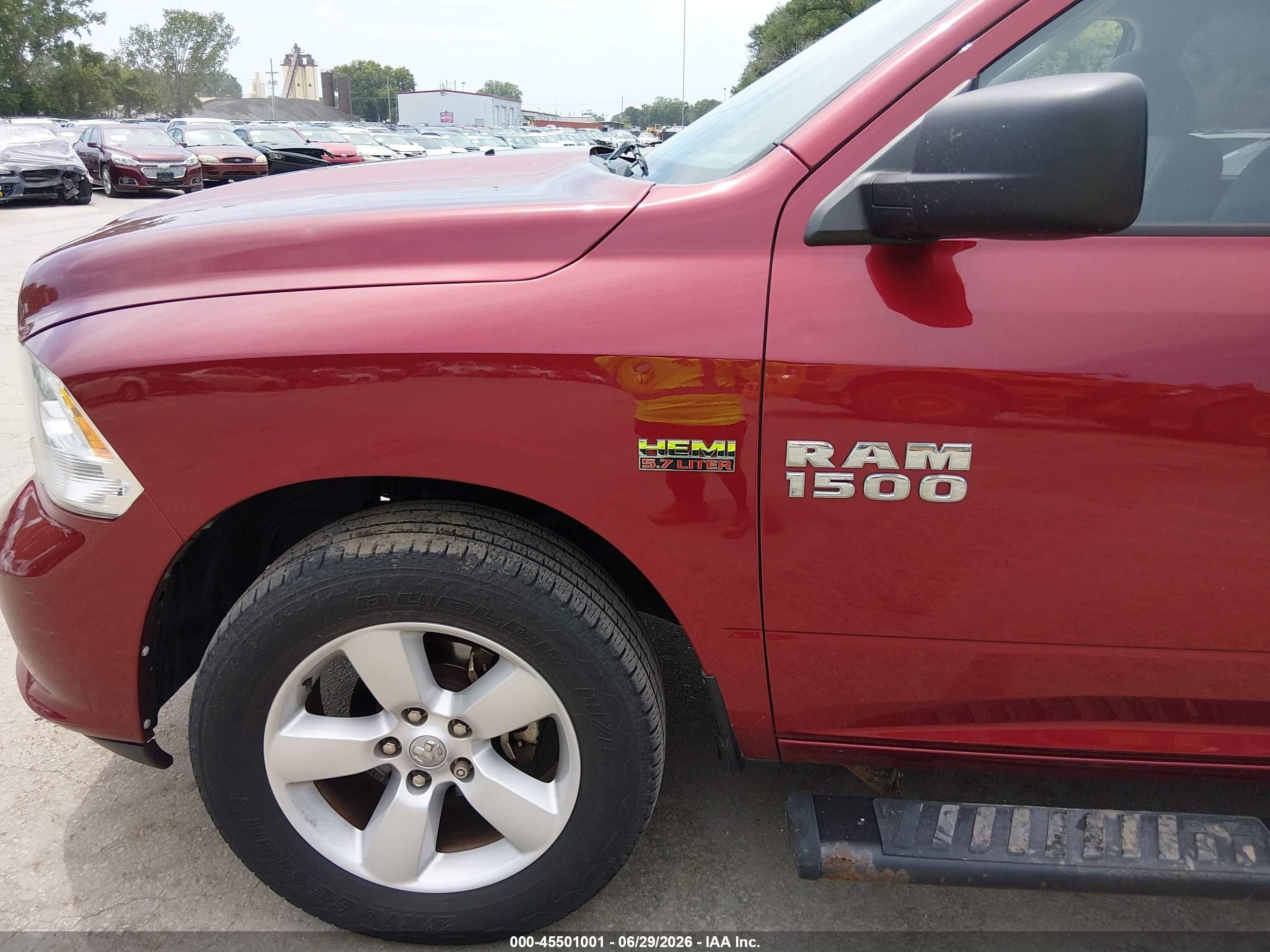 2015 Ram 1500 Express Red vin: 1C6RR6FTXFS591685