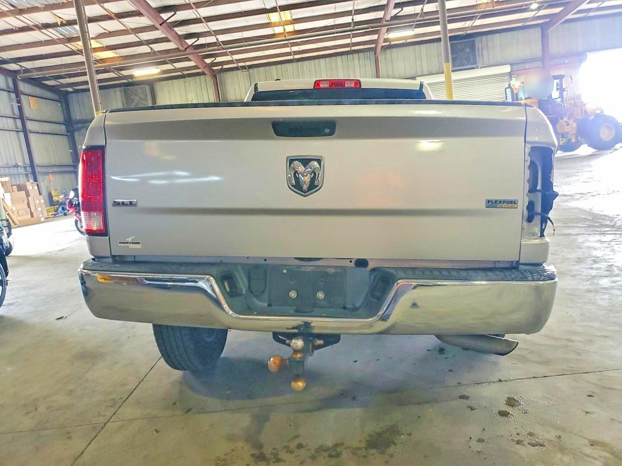 2017 Ram 1500 Slt Silver vin: 1C6RR6GG4HS741505