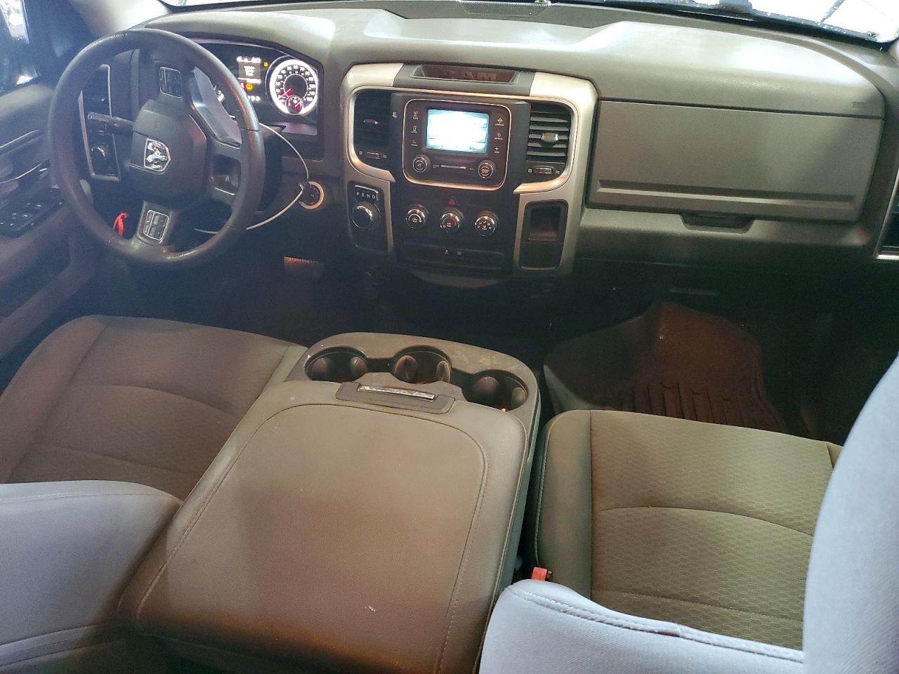 2017 Ram 1500 Slt Silver vin: 1C6RR6GG4HS741505