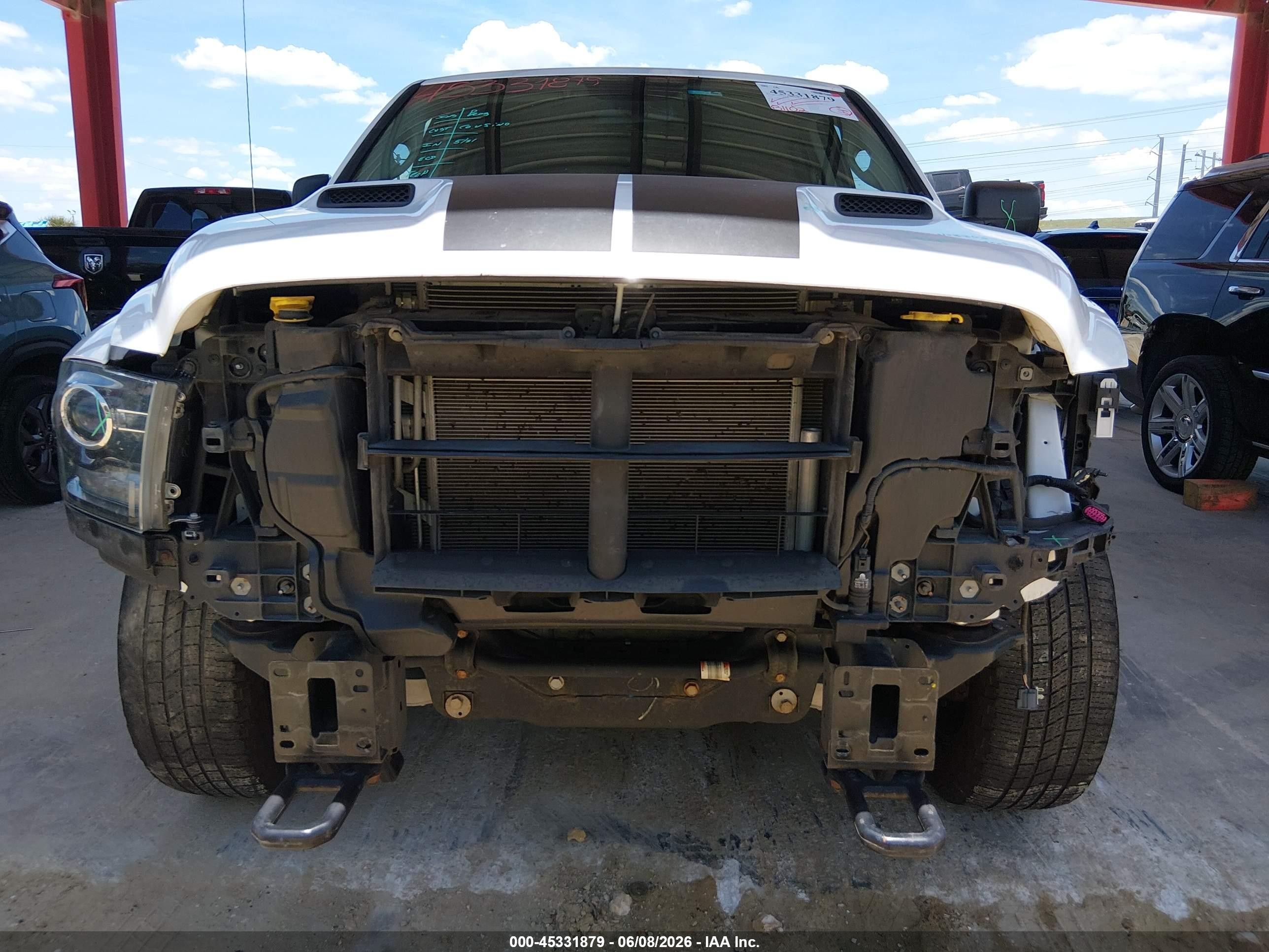 2019 Ram 1500 Classic Warlock  4x2 6'4 Box White vin: 1C6RR6GG6KS739228