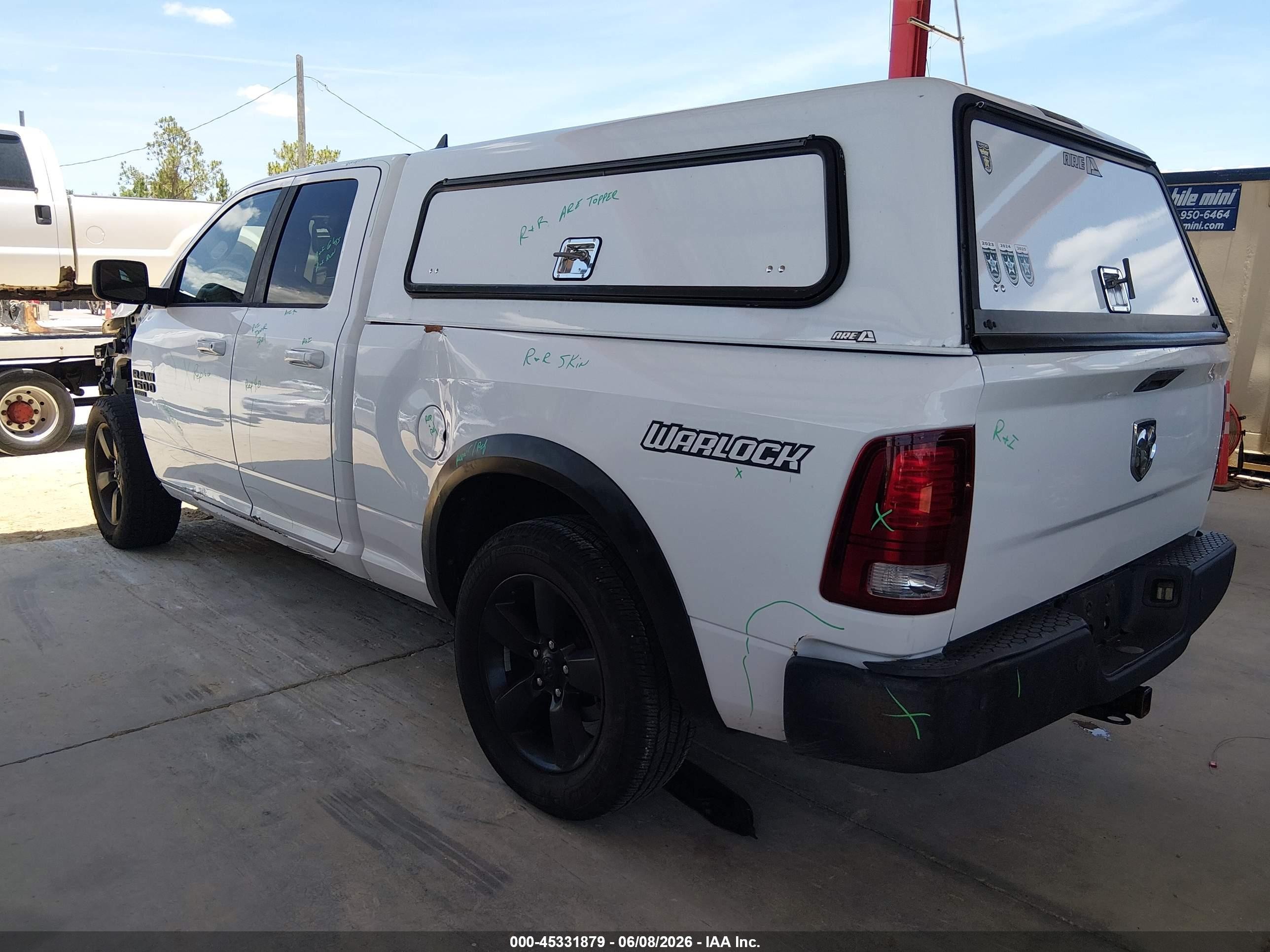 2019 Ram 1500 Classic Warlock  4x2 6'4 Box White vin: 1C6RR6GG6KS739228