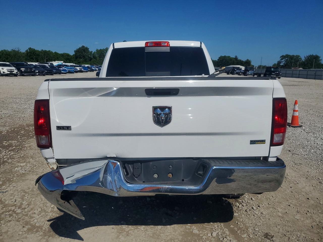 2015 Ram 1500 Slt White vin: 1C6RR6GG9FS685817