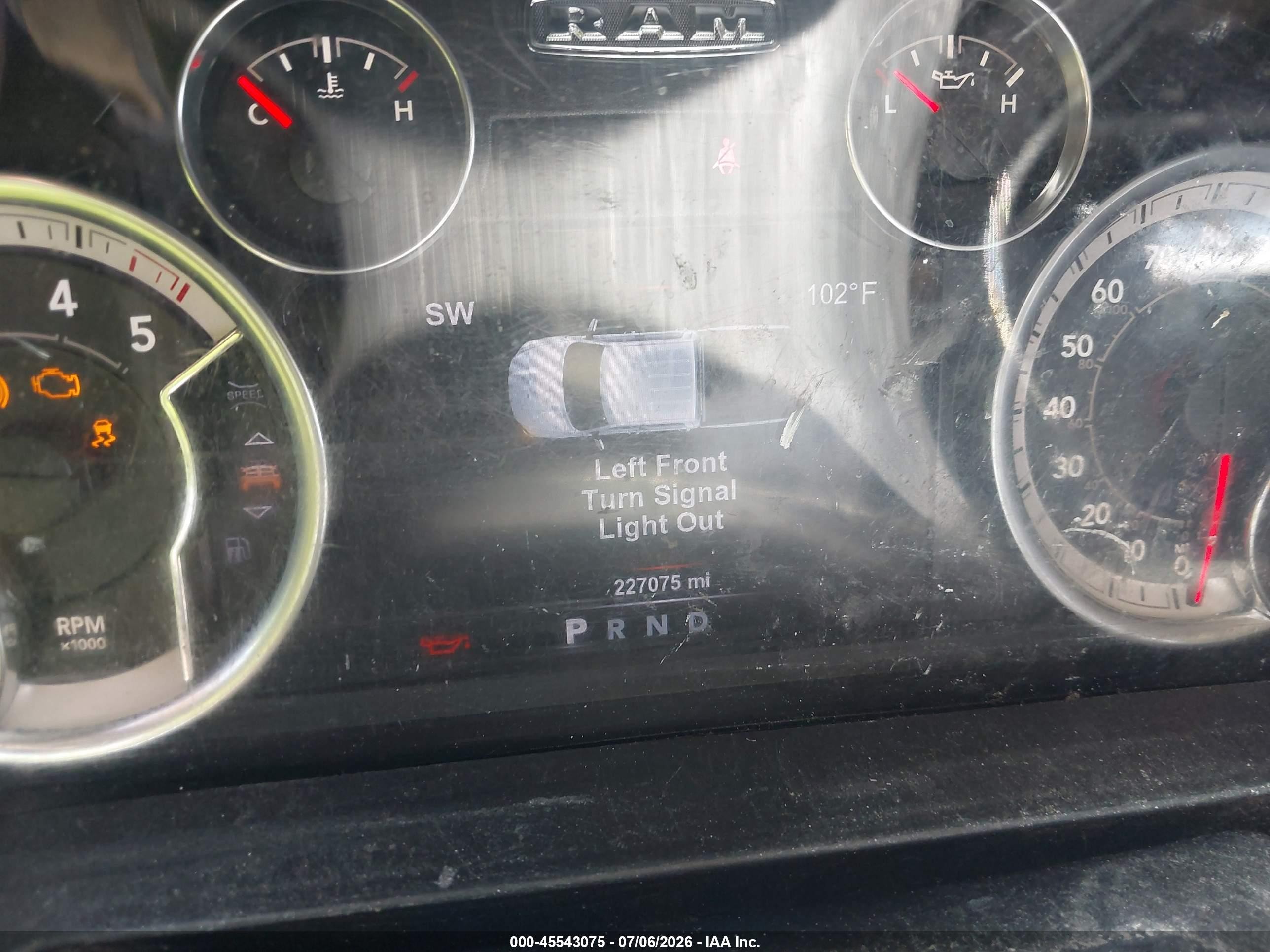 2015 Ram 1500 Lone Star Red vin: 1C6RR6GM1FS614388