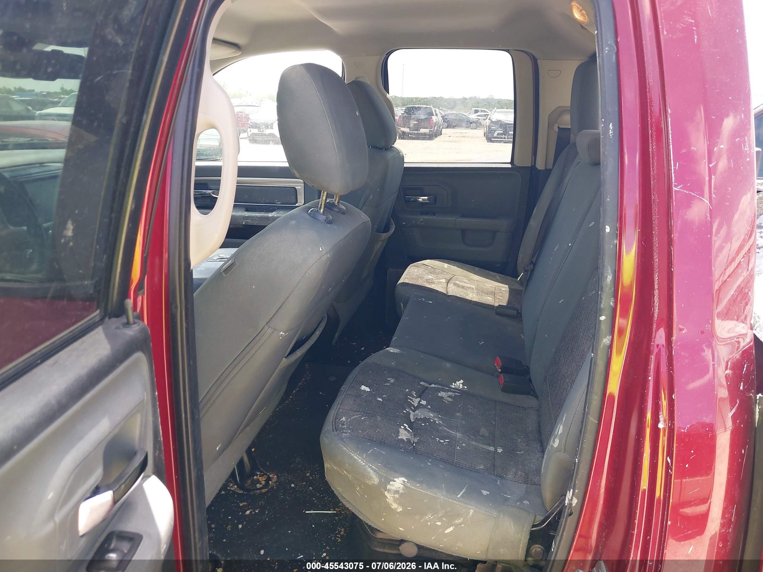 2015 Ram 1500 Lone Star Red vin: 1C6RR6GM1FS614388