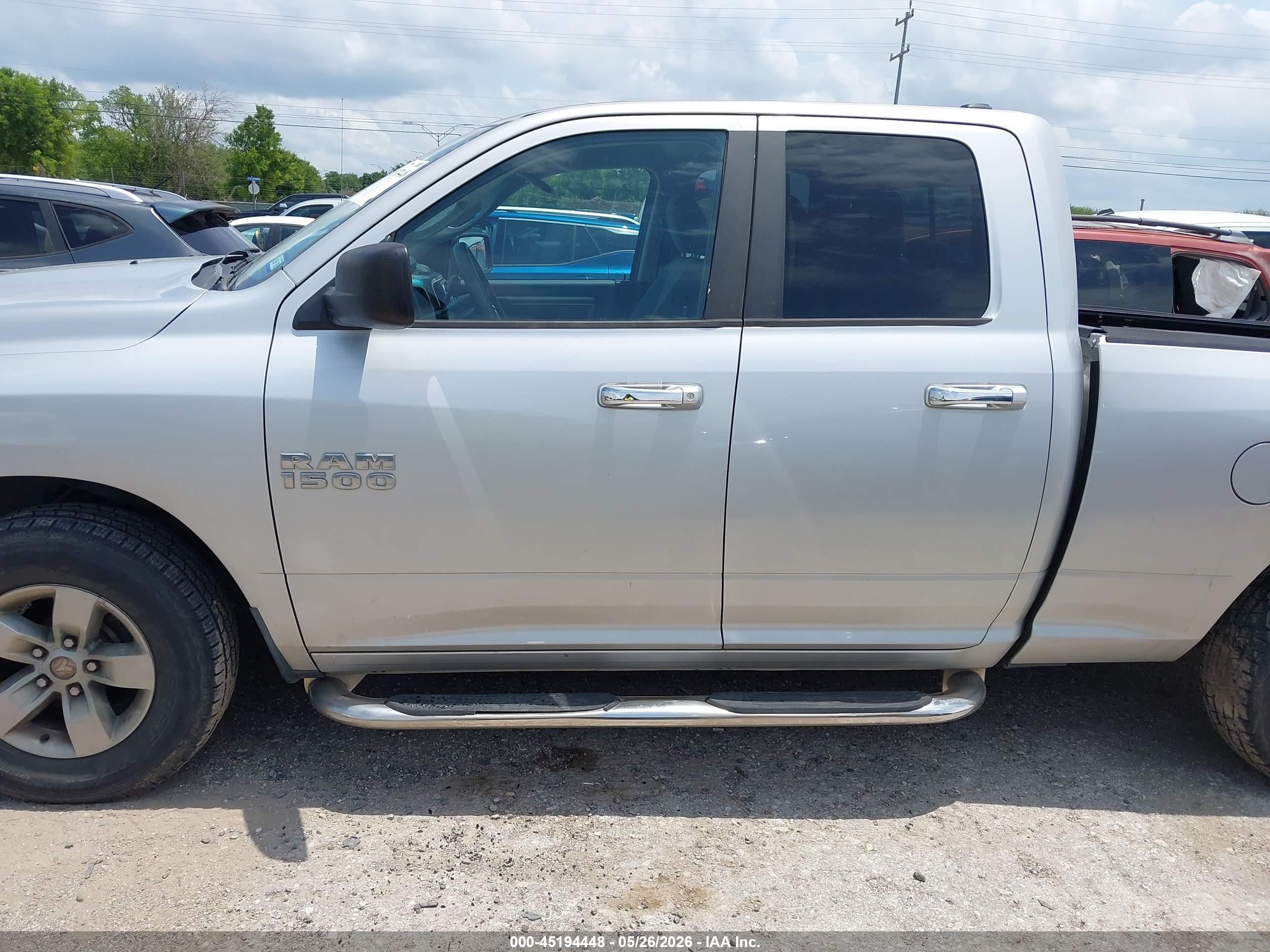 2013 Ram 1500 Slt Silver vin: 1C6RR6GP4DS597027