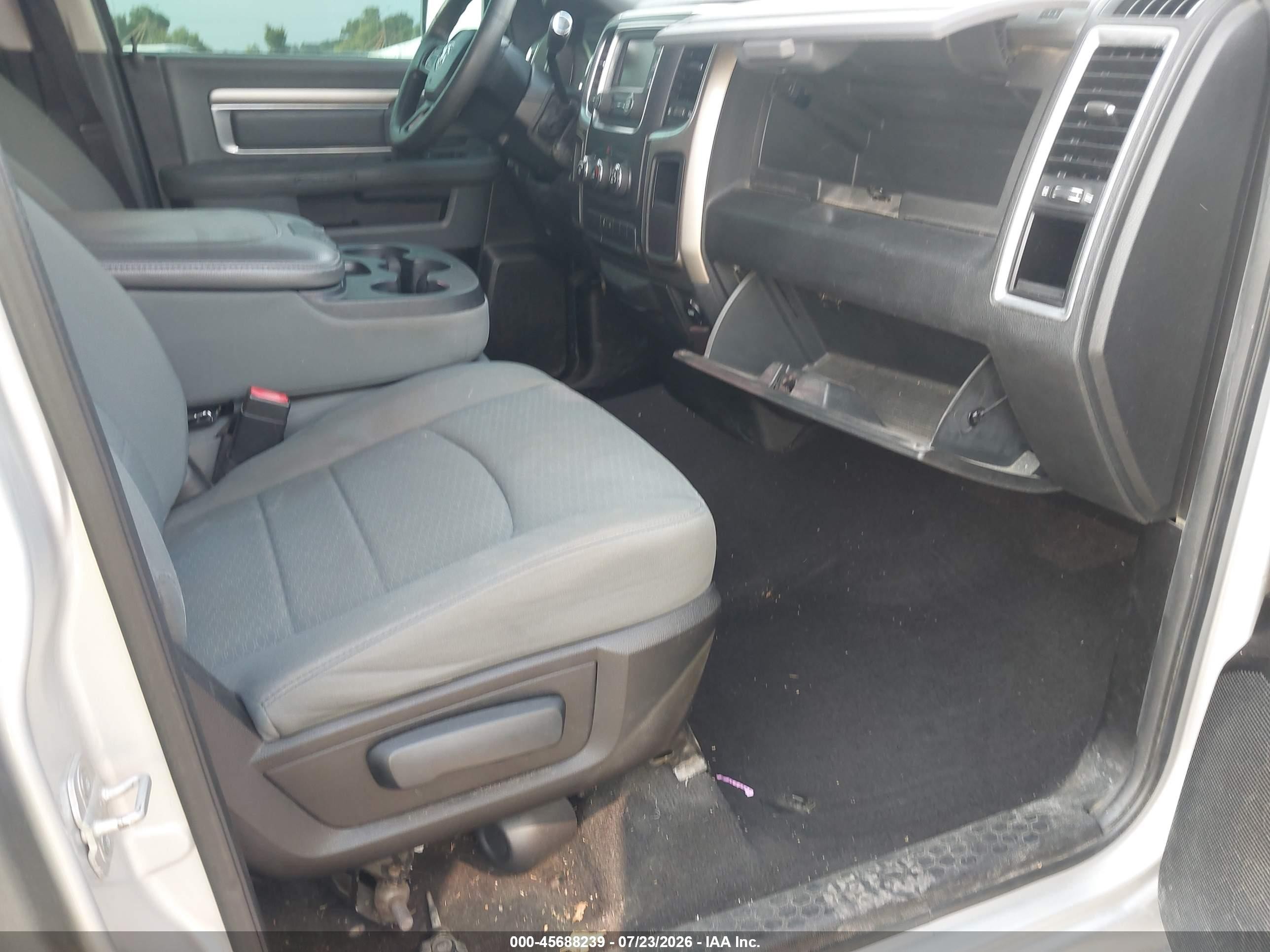 2013 Ram 1500 Slt Silver vin: 1C6RR6GP7DS658791