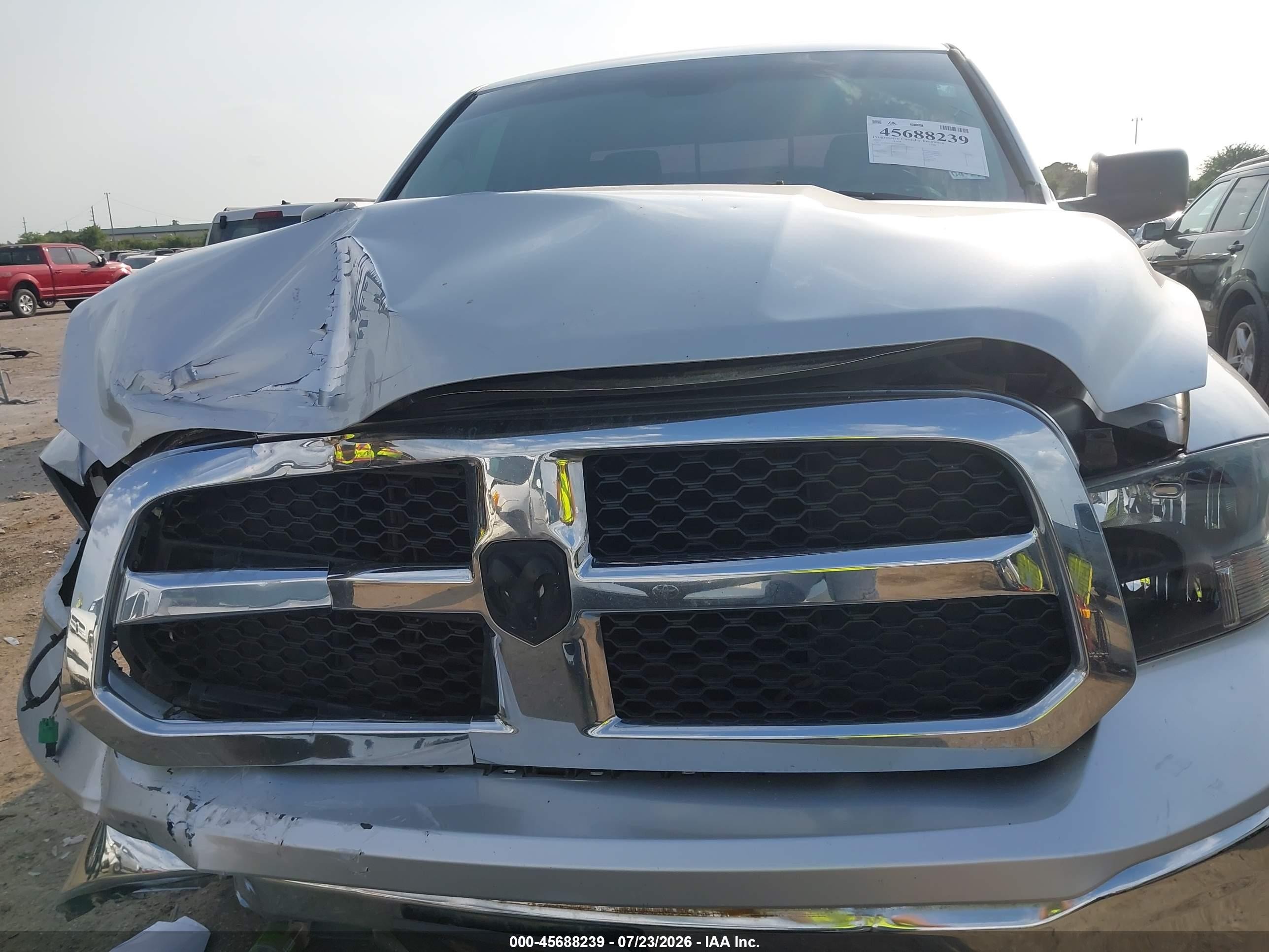 2013 Ram 1500 Slt Silver vin: 1C6RR6GP7DS658791