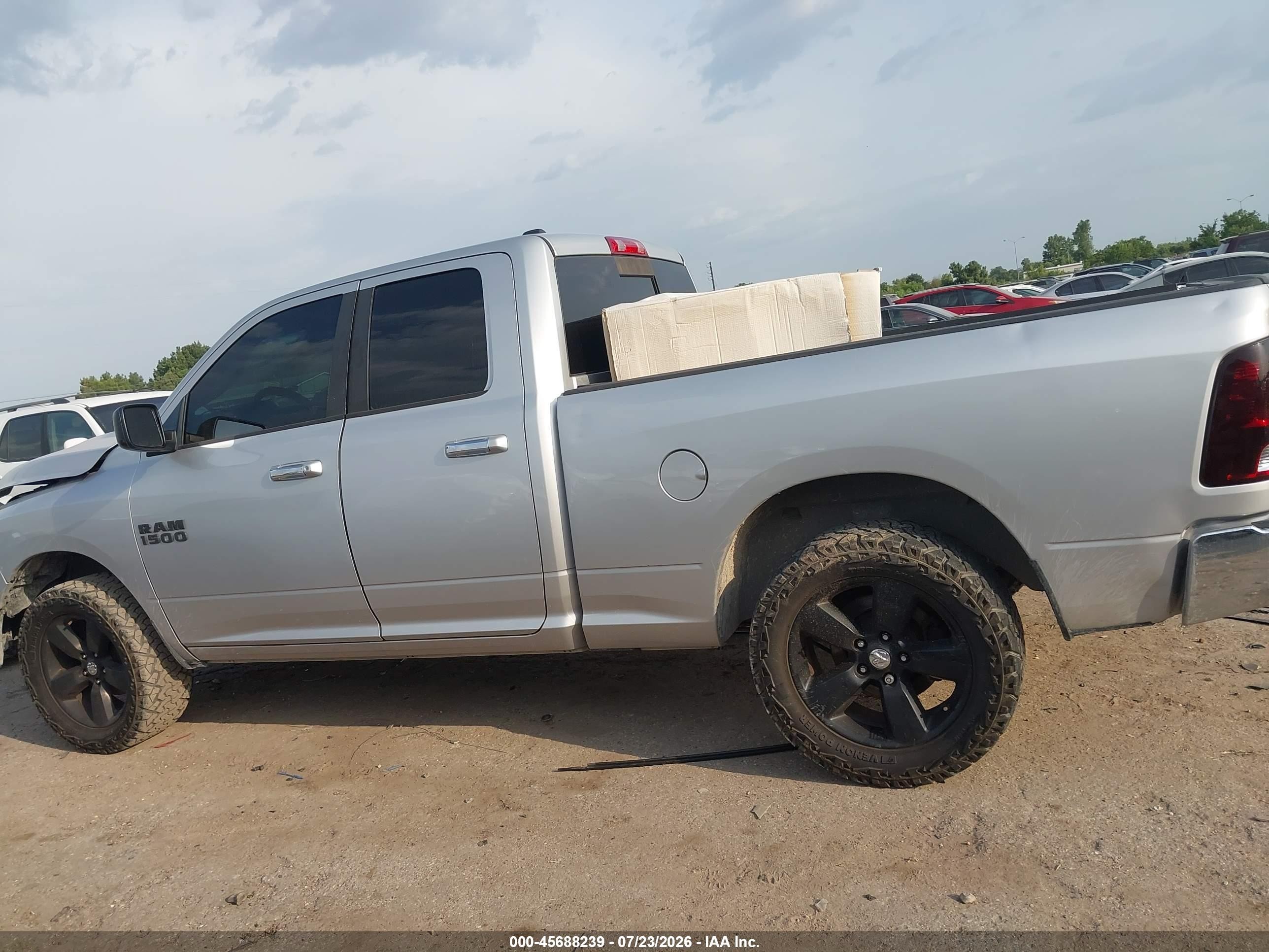 2013 Ram 1500 Slt Silver vin: 1C6RR6GP7DS658791