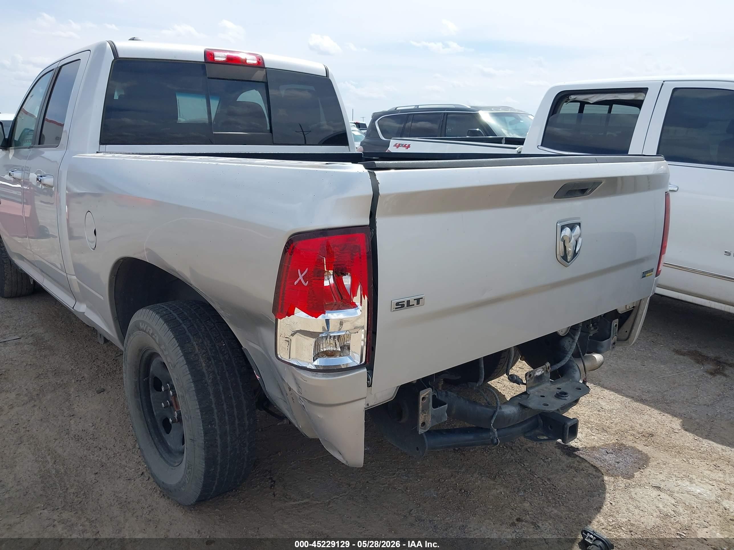 2013 Ram 1500 Slt Silver vin: 1C6RR6GPXDS633240