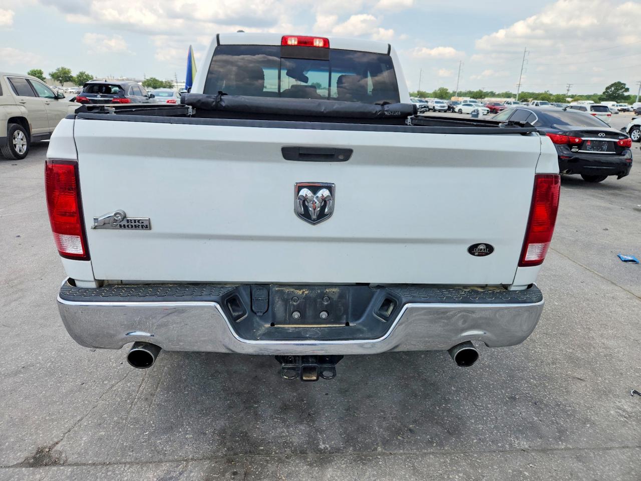 2016 Ram 1500 Slt White vin: 1C6RR6GT0GS221068