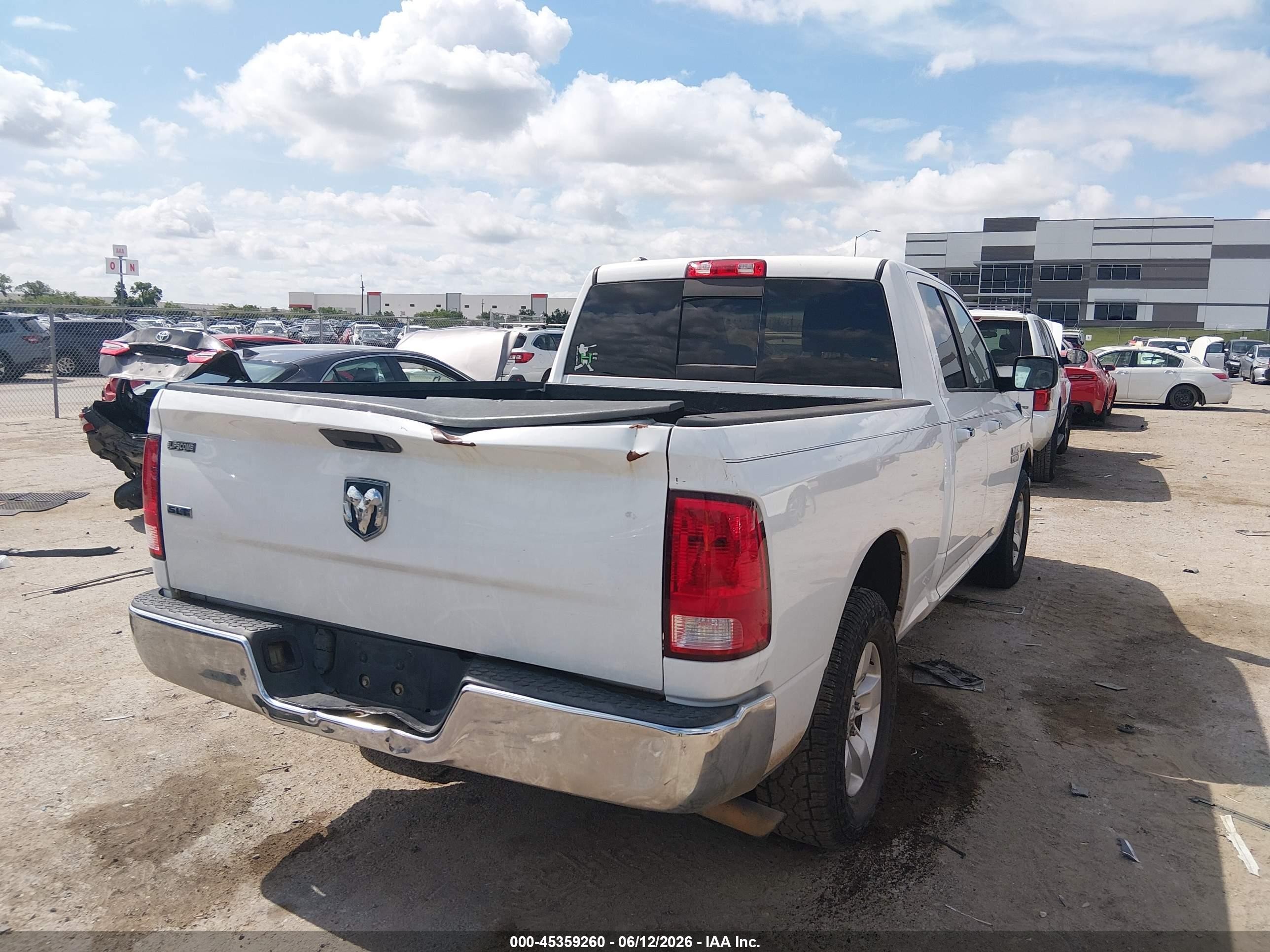 2015 Ram 1500 Slt Белый vin: 1C6RR6GT1FS607397