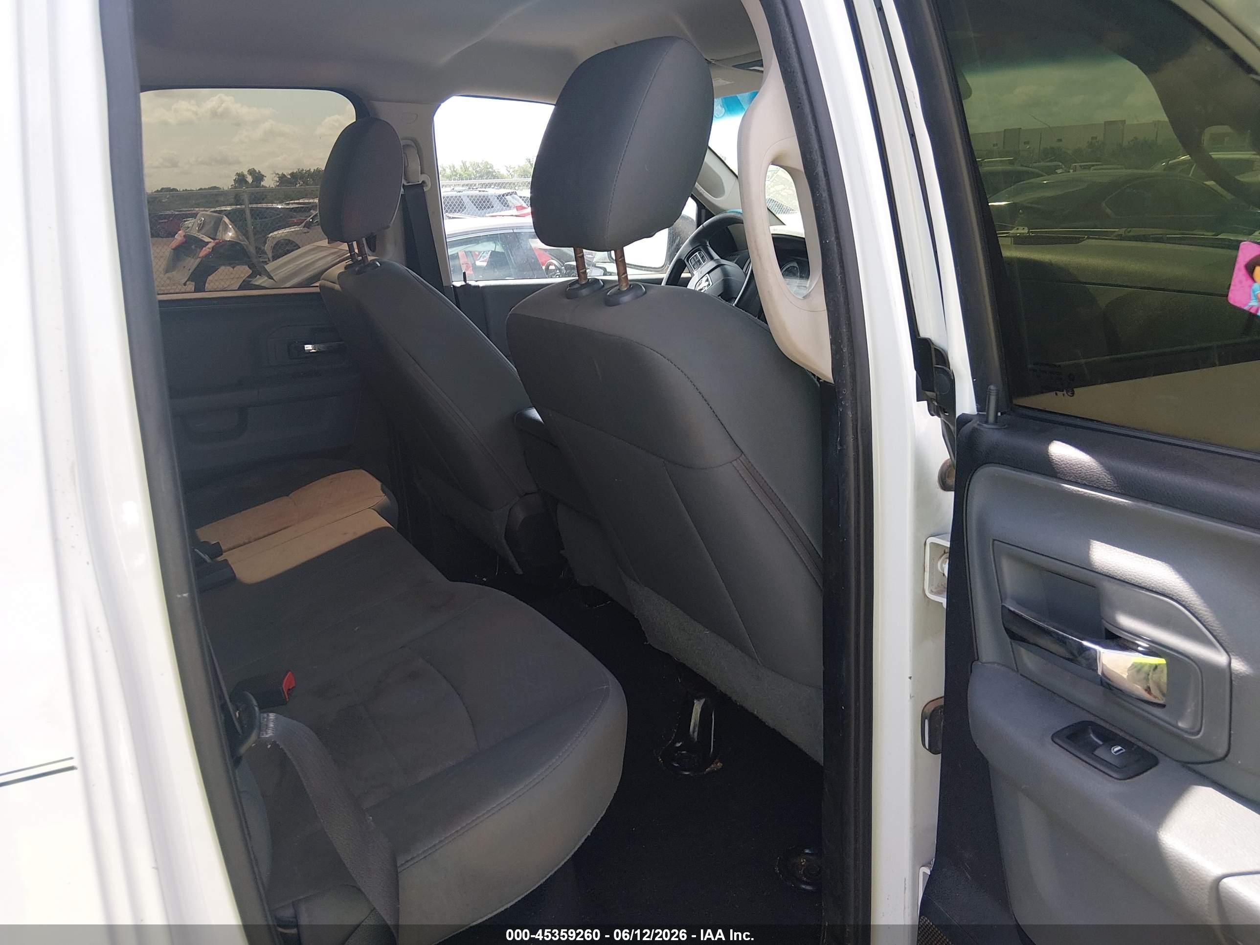 2015 Ram 1500 Slt Белый vin: 1C6RR6GT1FS607397