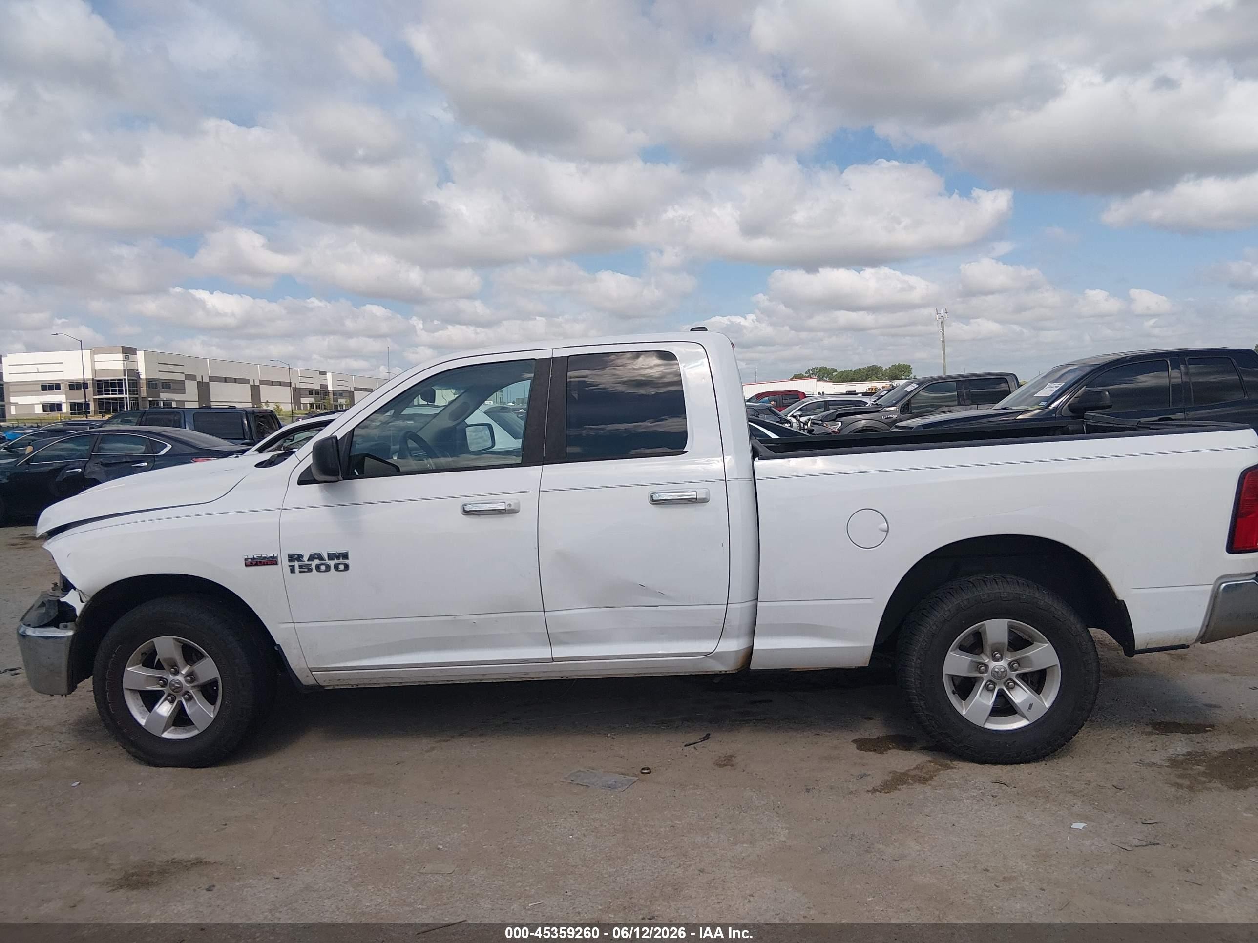 2015 Ram 1500 Slt Белый vin: 1C6RR6GT1FS607397