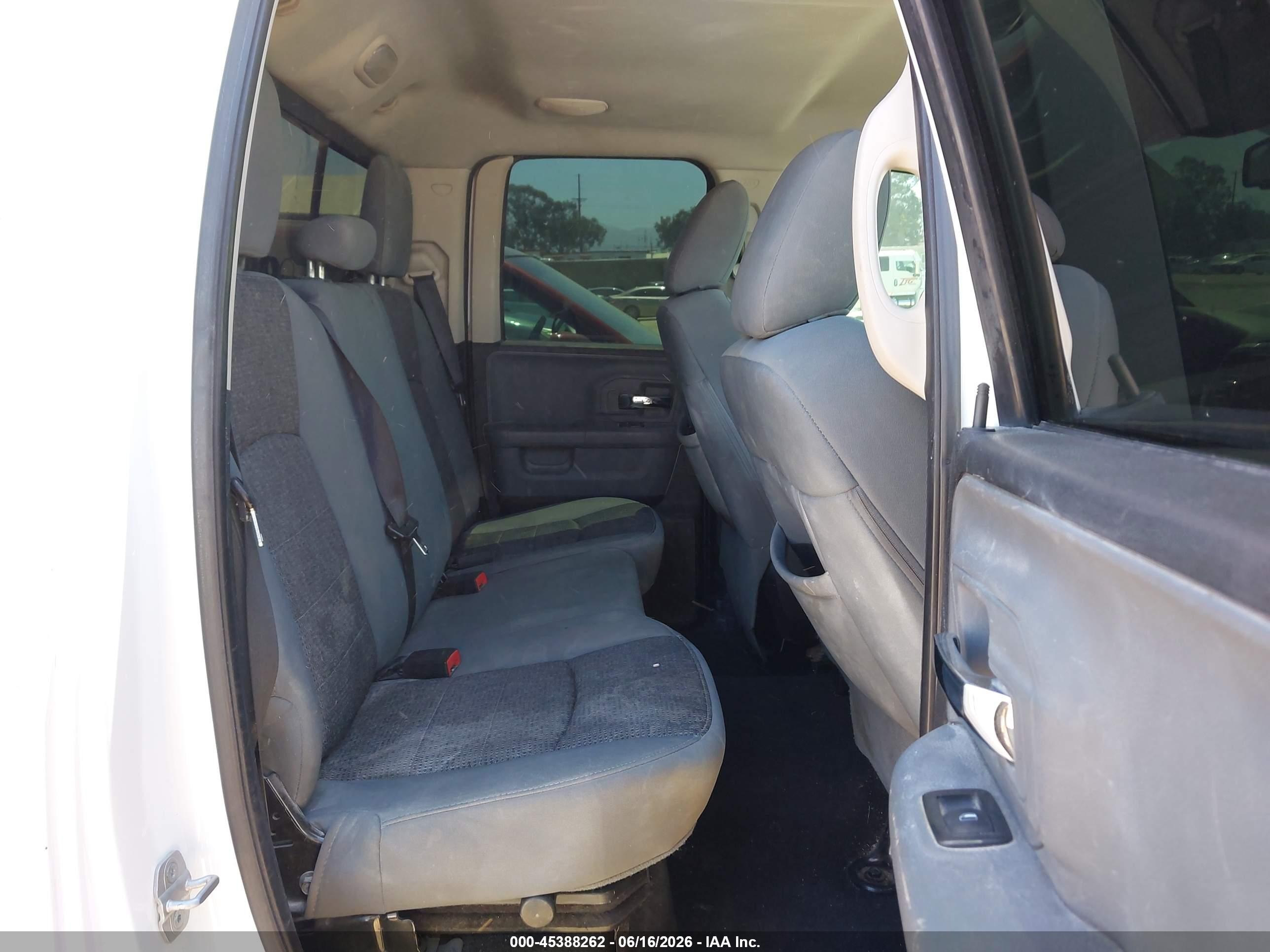 2014 Ram 1500 Big Horn White vin: 1C6RR6GT2ES100295