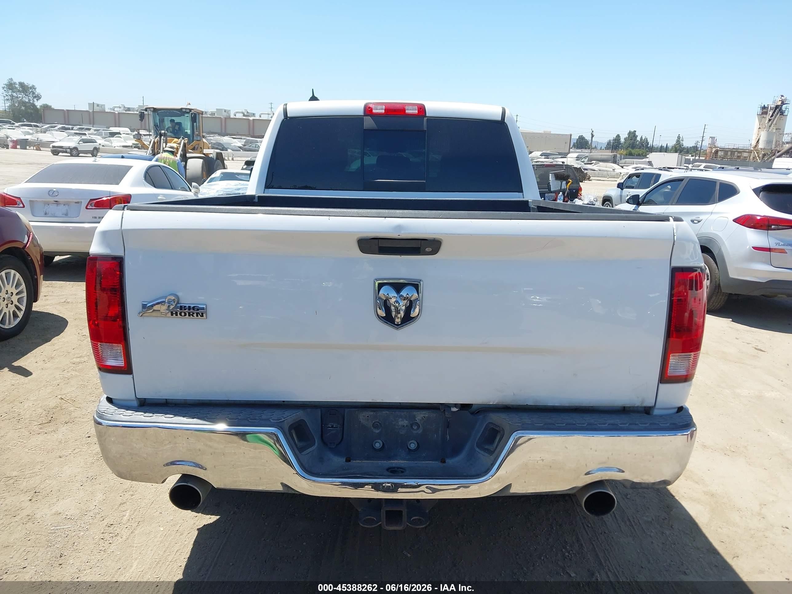 2014 Ram 1500 Big Horn White vin: 1C6RR6GT2ES100295