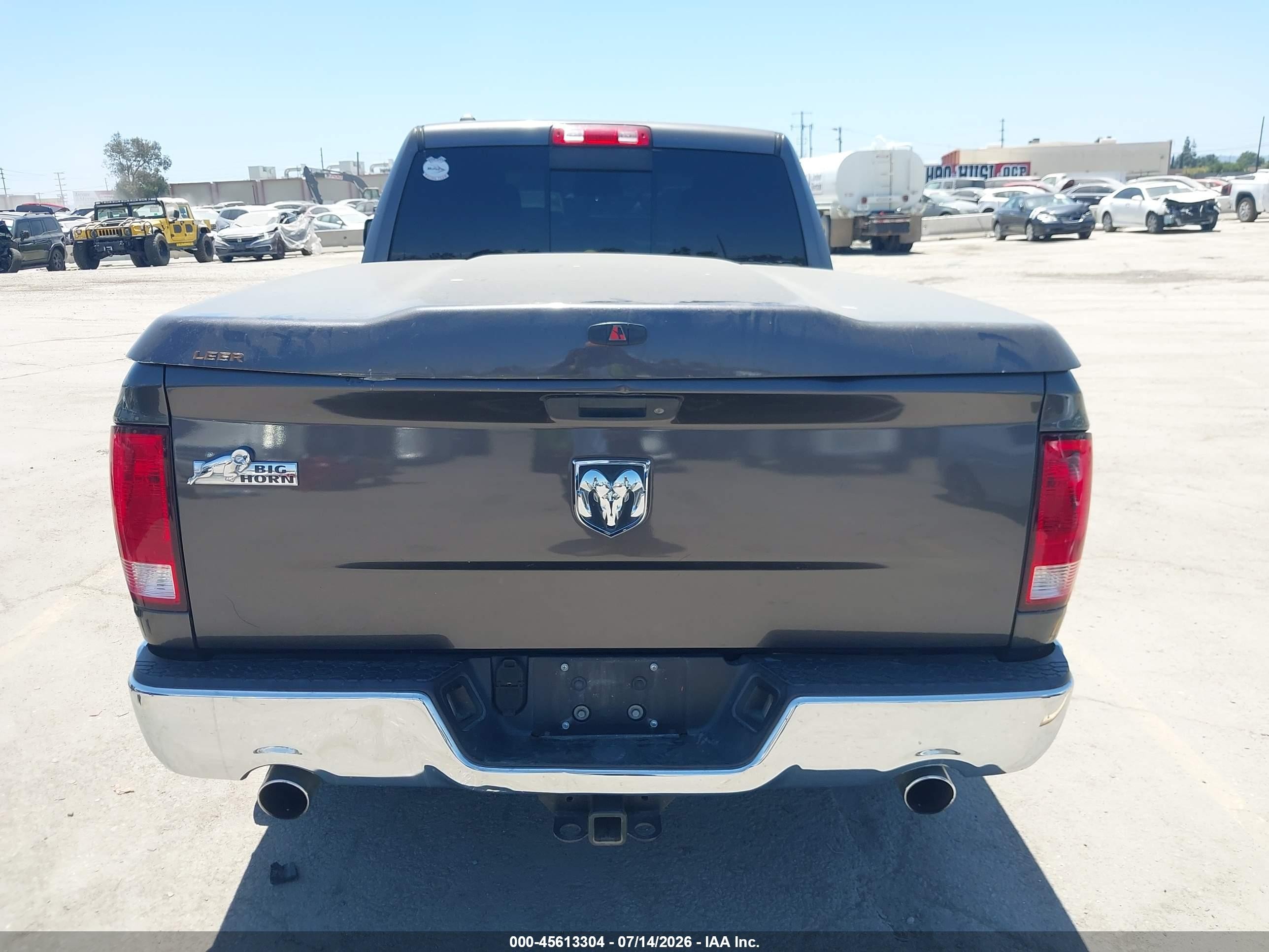 2014 Ram 1500 Big Horn Gray vin: 1C6RR6GT2ES278370