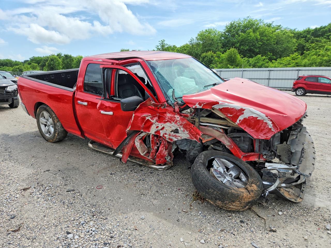 2015 Ram 1500 Slt Red vin: 1C6RR6GT2FS691892