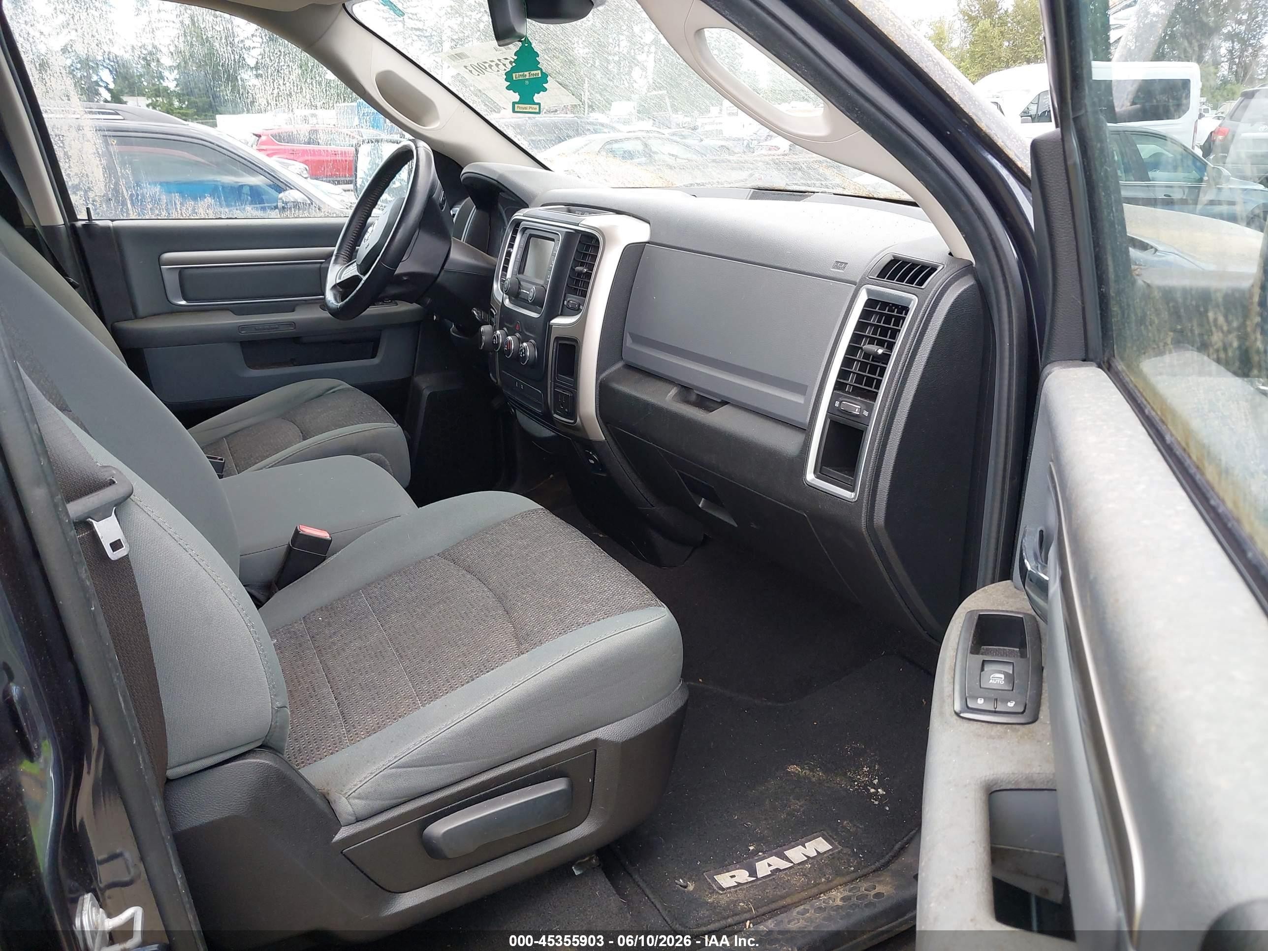 2015 Ram 1500 Gray vin: 1C6RR6GT3FS512274