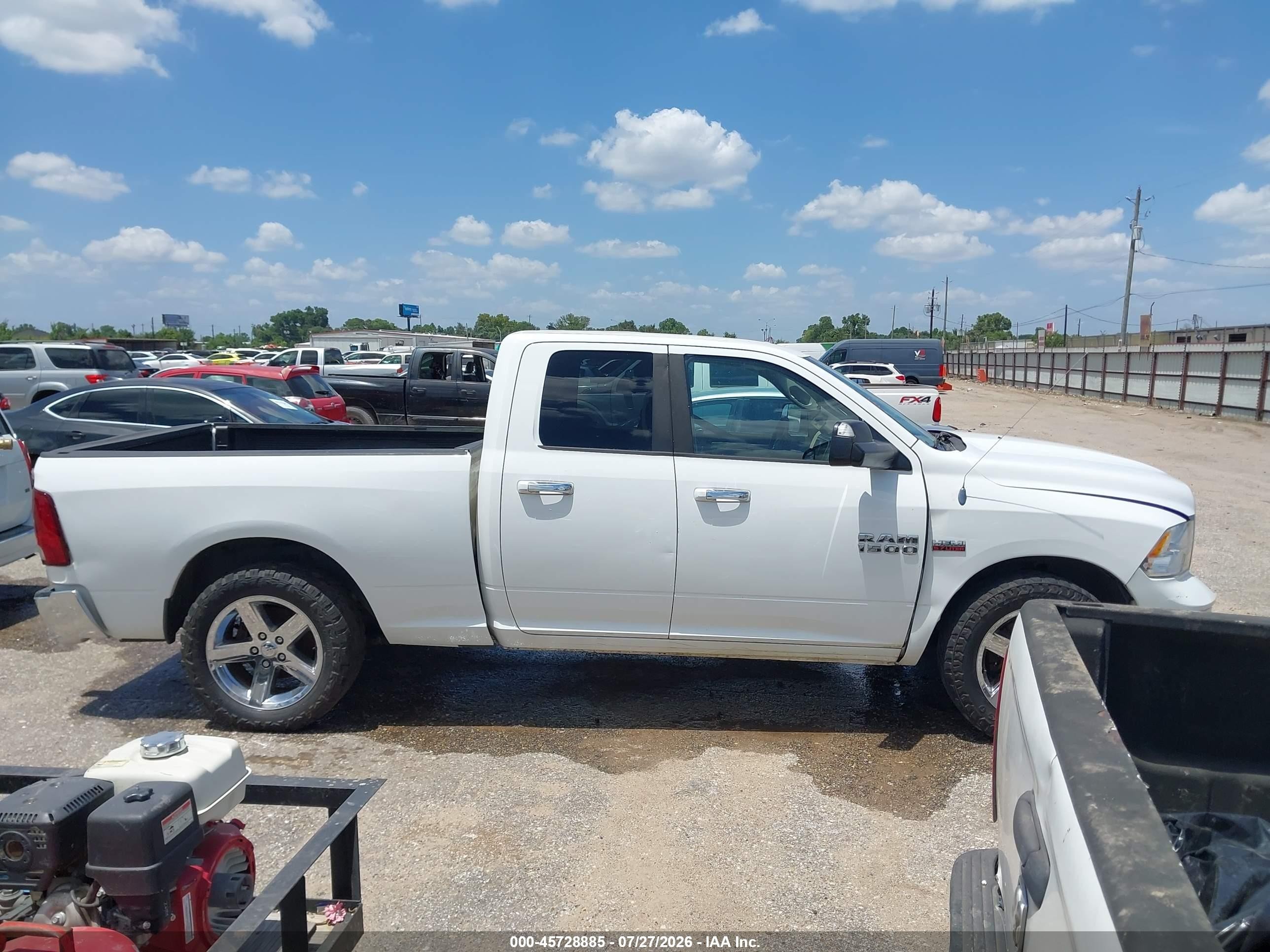 2013 Ram 1500 Big Horn White vin: 1C6RR6GT5DS524035