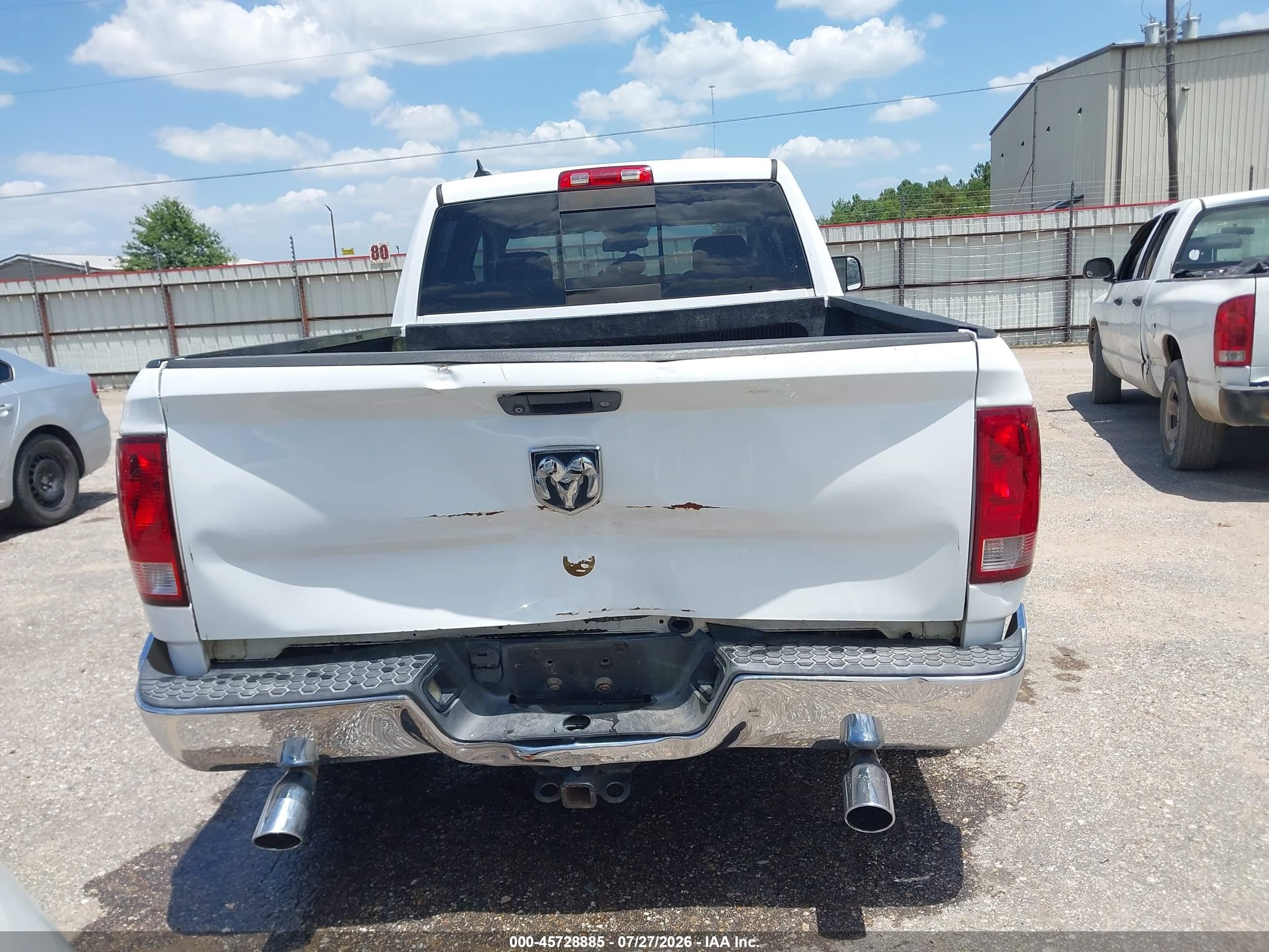 2013 Ram 1500 Big Horn White vin: 1C6RR6GT5DS524035