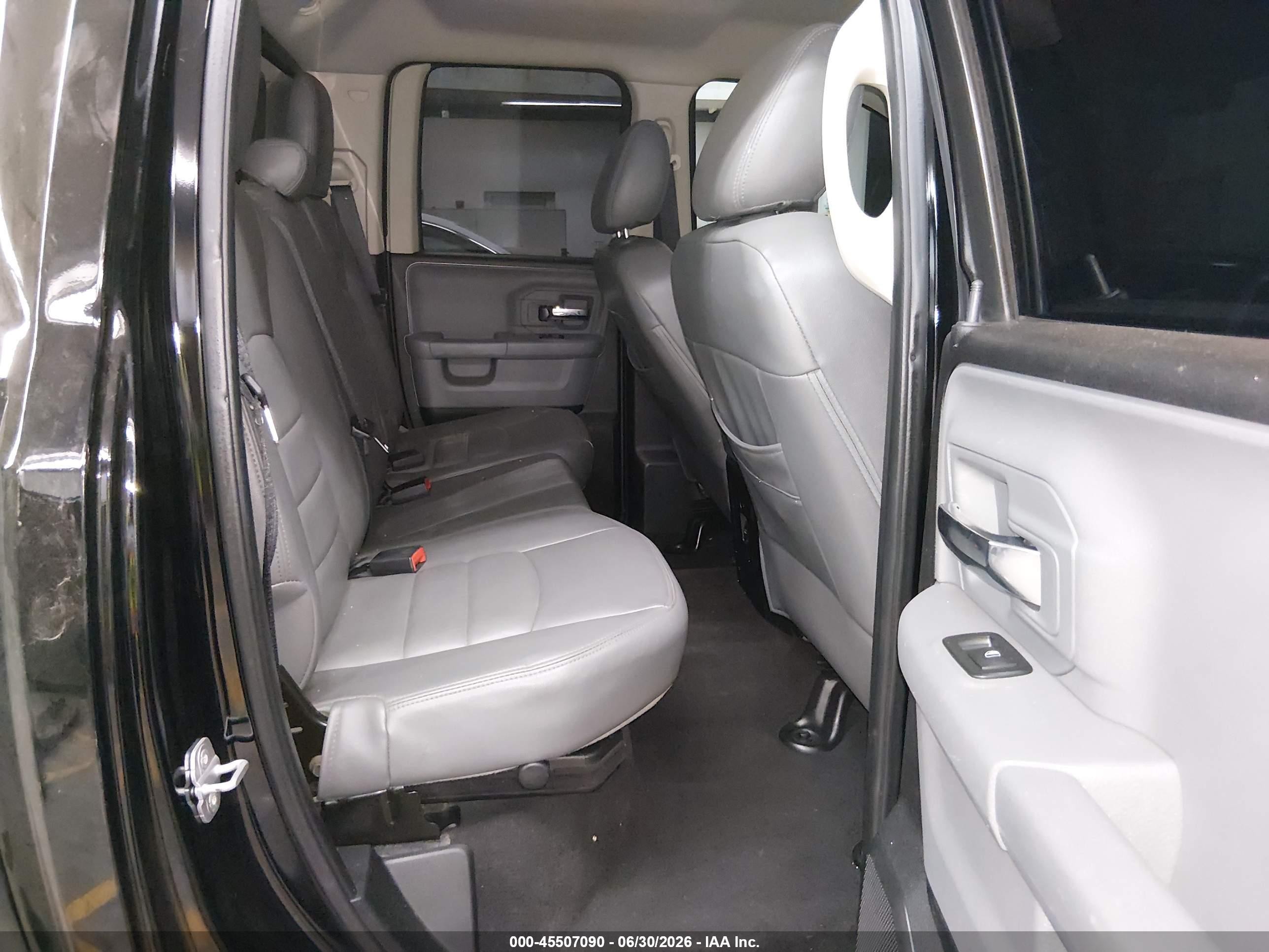 2013 Ram 1500 Big Horn Black vin: 1C6RR6GT5DS633949