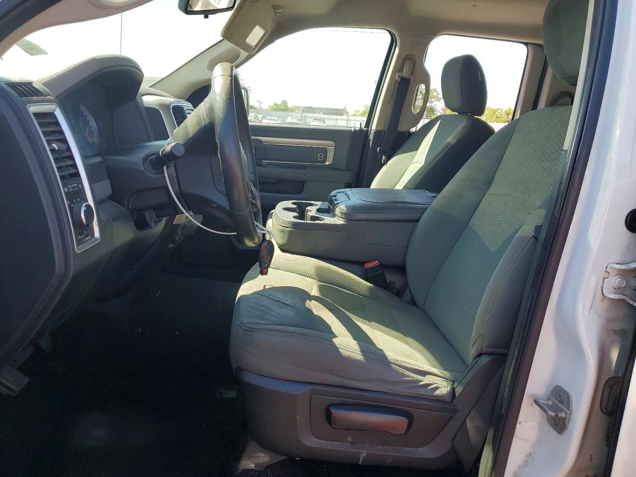 2014 Ram 1500 Slt White vin: 1C6RR6GT5ES416192