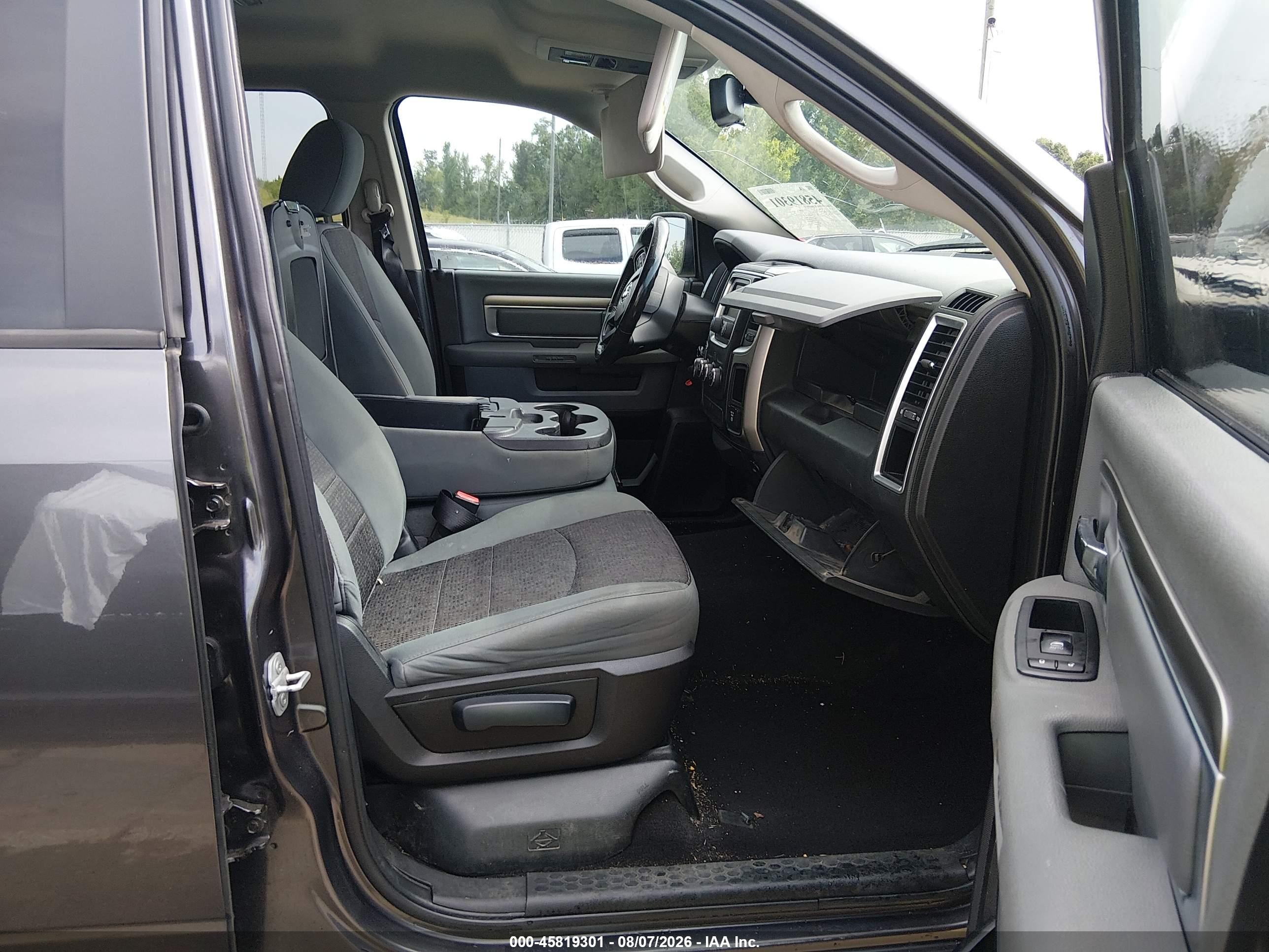 2015 Ram 1500 Big Horn Gray vin: 1C6RR6GT5FS577529