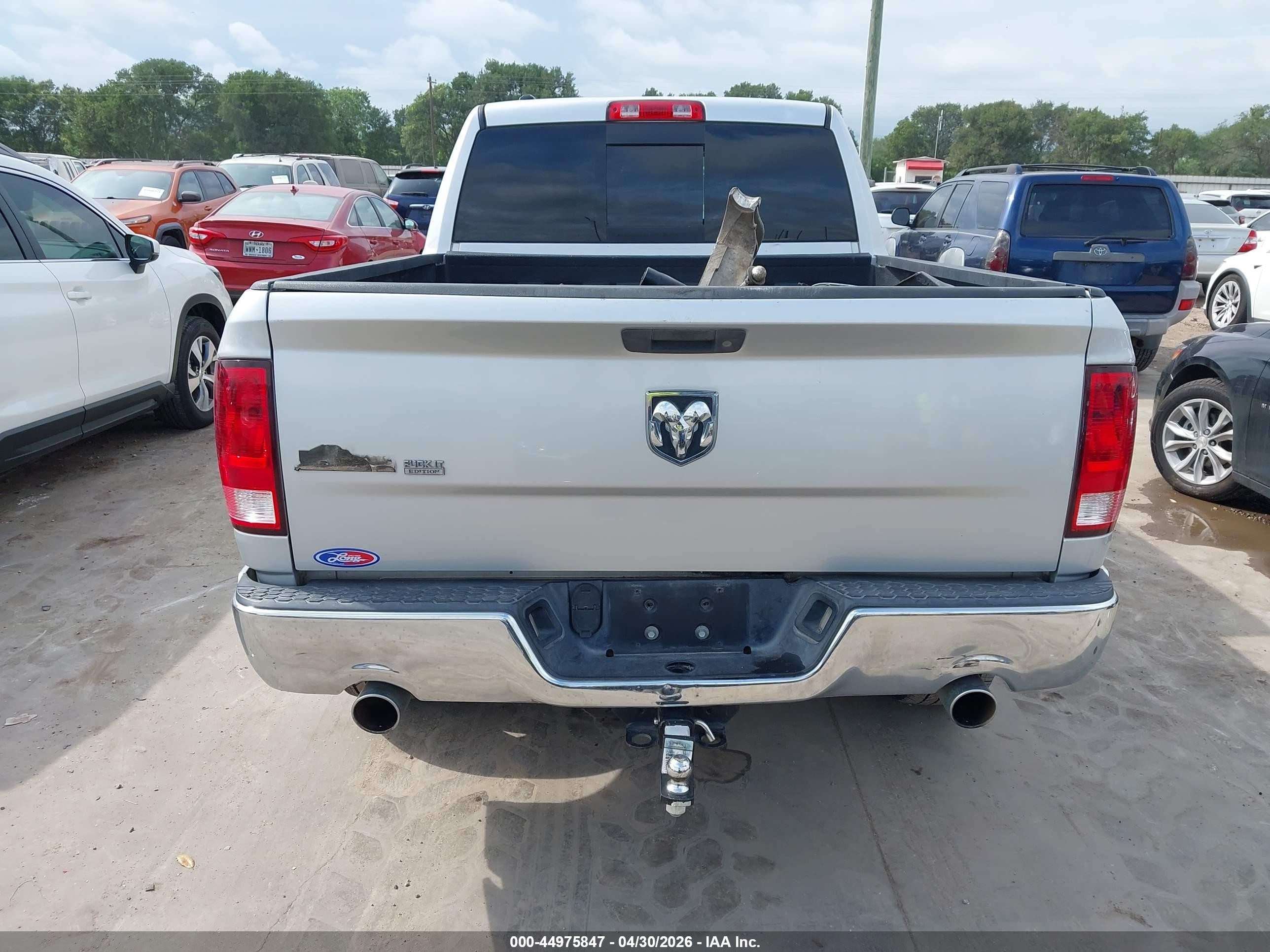 2015 Ram 1500 Big Horn Silver vin: 1C6RR6GT6FS511166