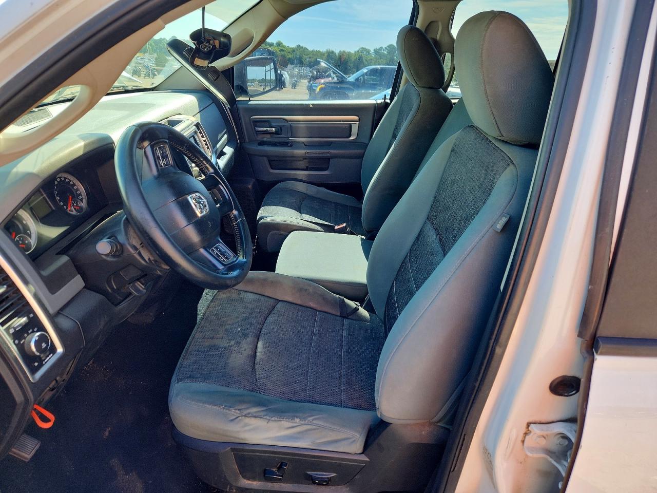 2015 Dodge Ram 1500 Белый vin: 1C6RR6GT6FS577880