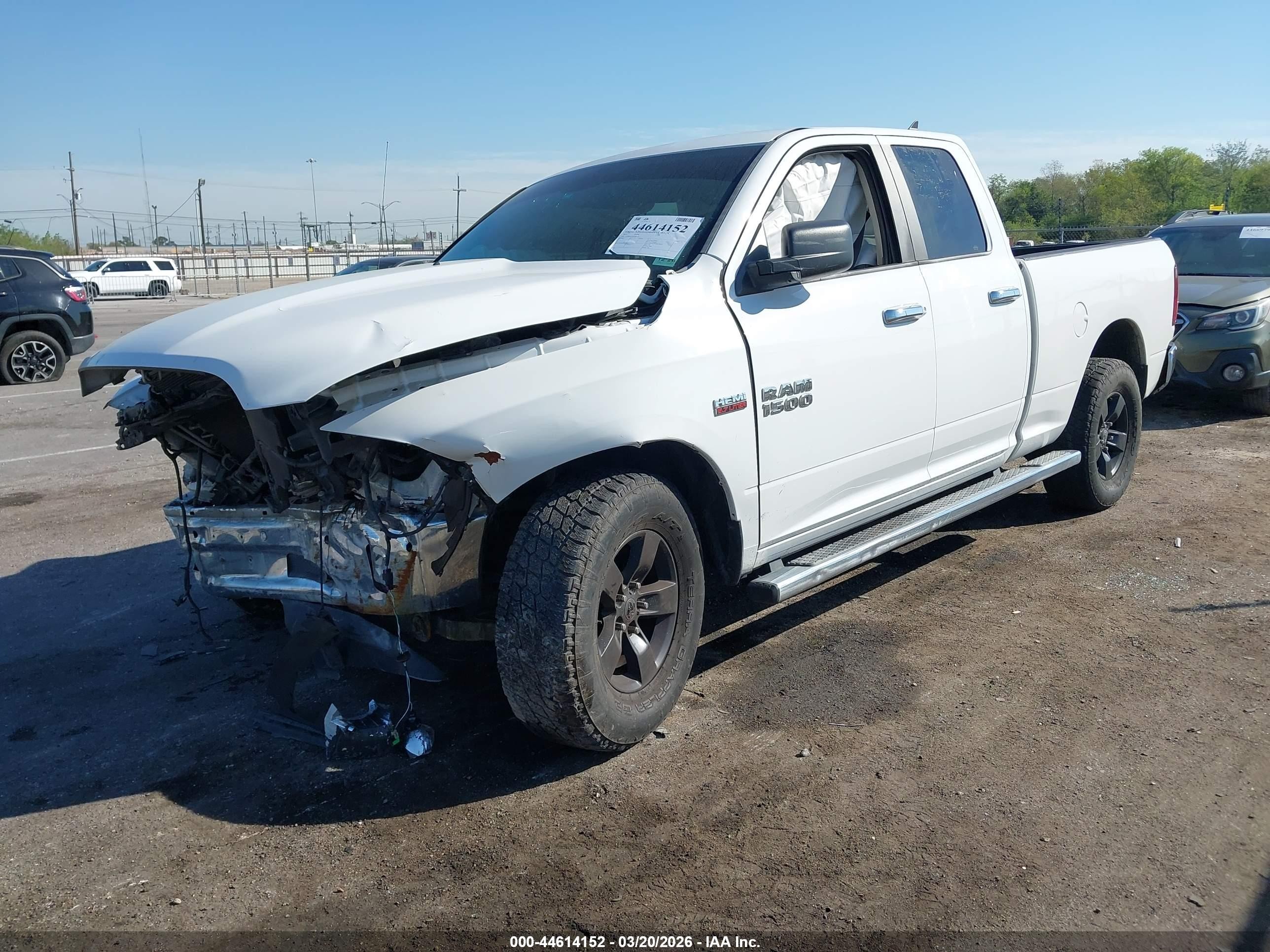2015 Ram 1500 Lone Star Белый vin: 1C6RR6GT6FS582111