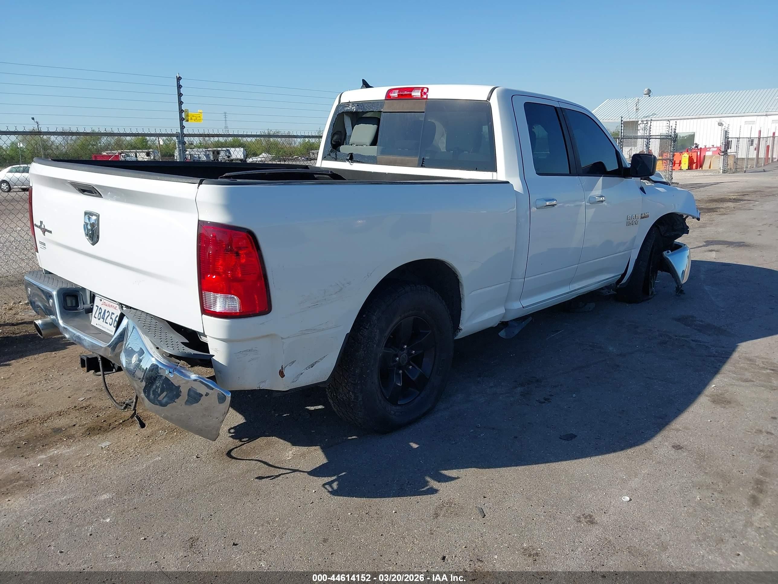 2015 Ram 1500 Lone Star Белый vin: 1C6RR6GT6FS582111