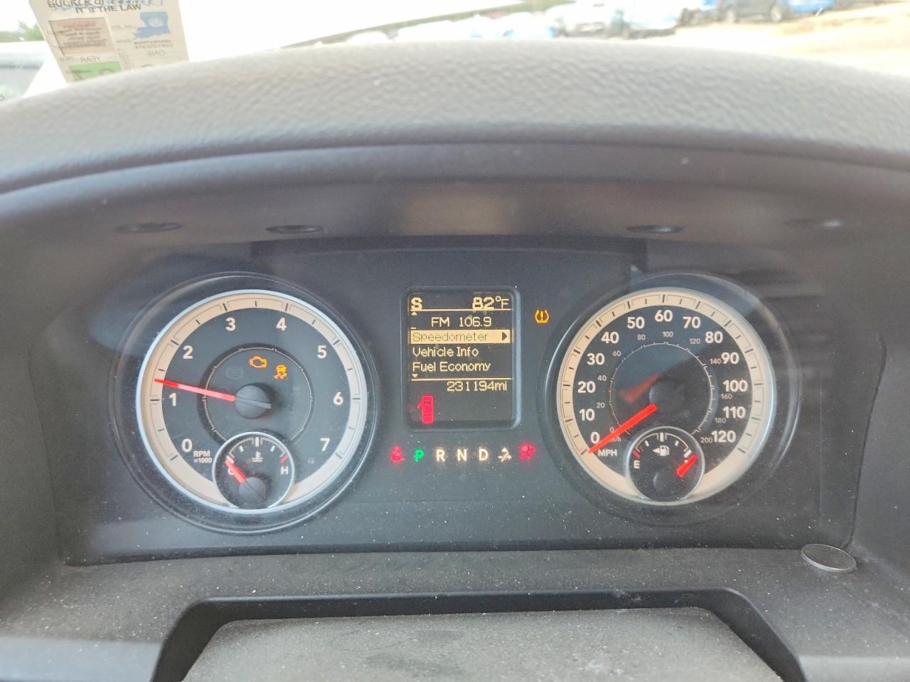2015 Ram 1500 Slt White vin: 1C6RR6GT6FS675114