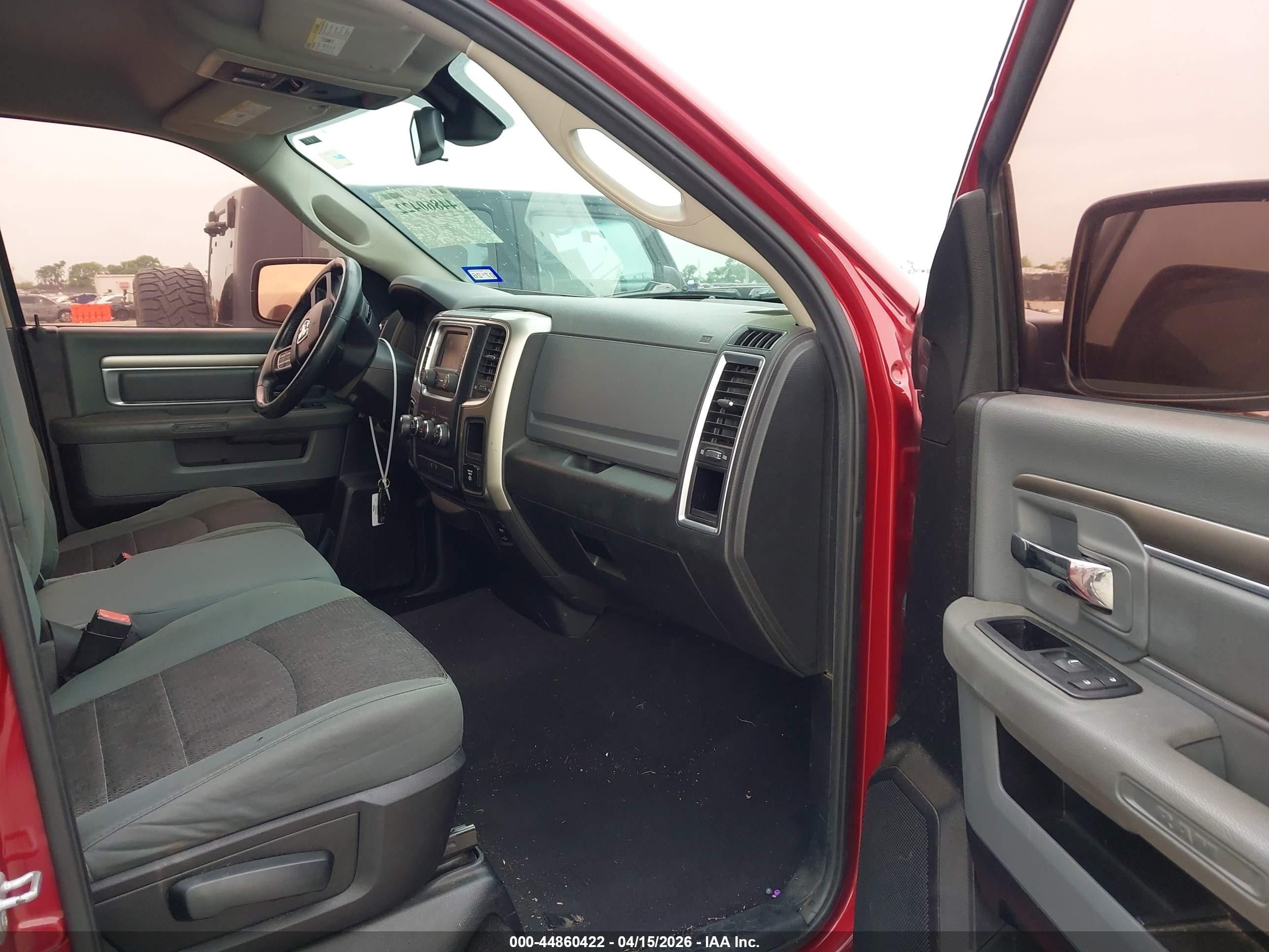 2015 Ram 1500 Big Horn Burgundy vin: 1C6RR6GT7FS628903