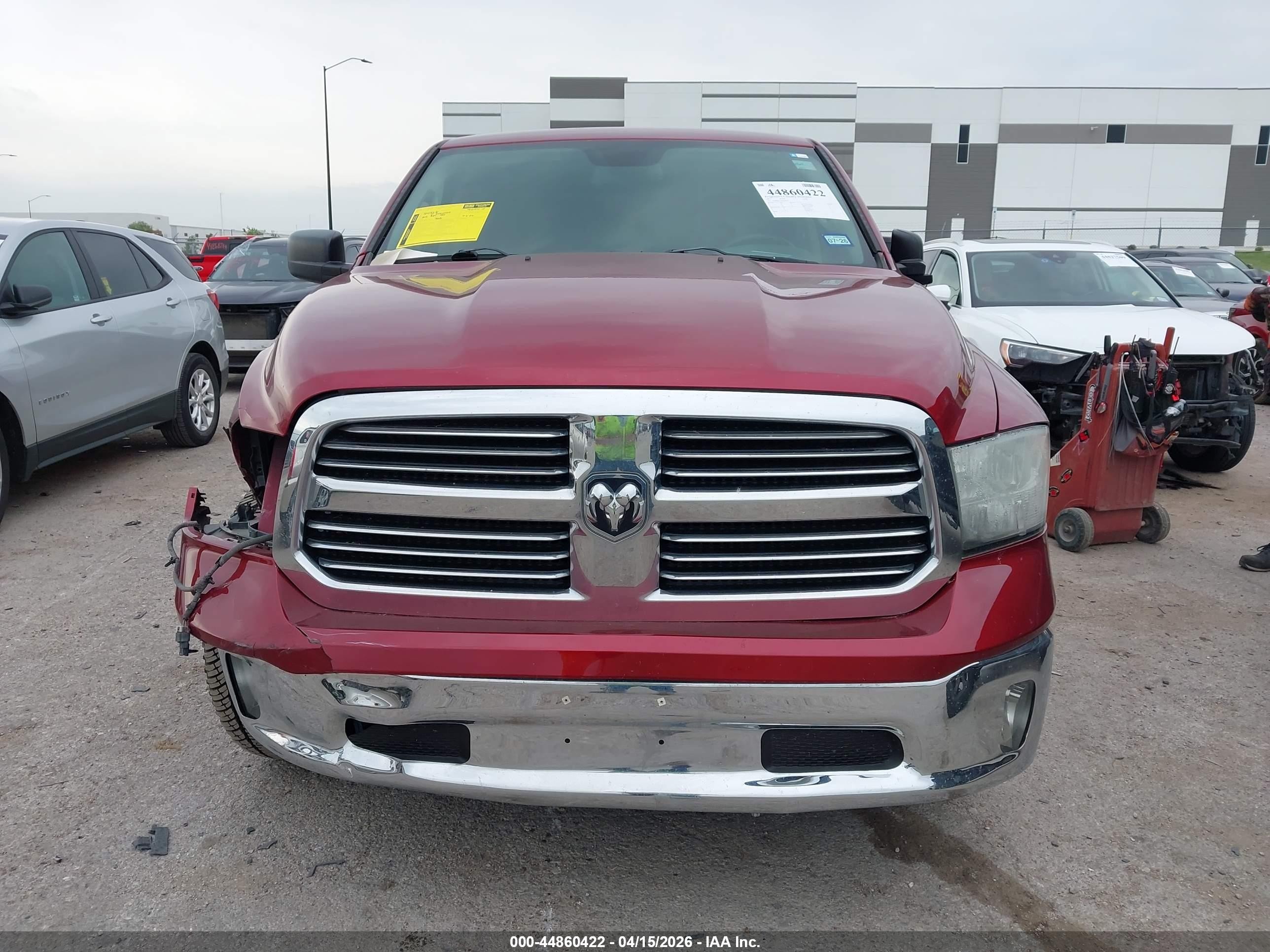 2015 Ram 1500 Big Horn Burgundy vin: 1C6RR6GT7FS628903