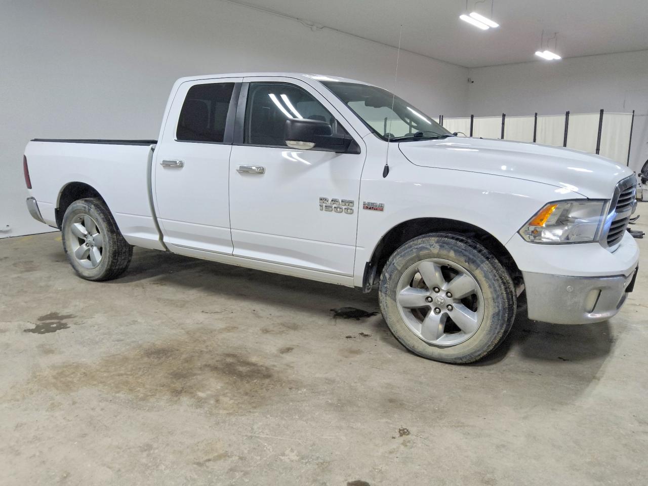 2015 Ram 1500 Slt White vin: 1C6RR6GT8FS521570