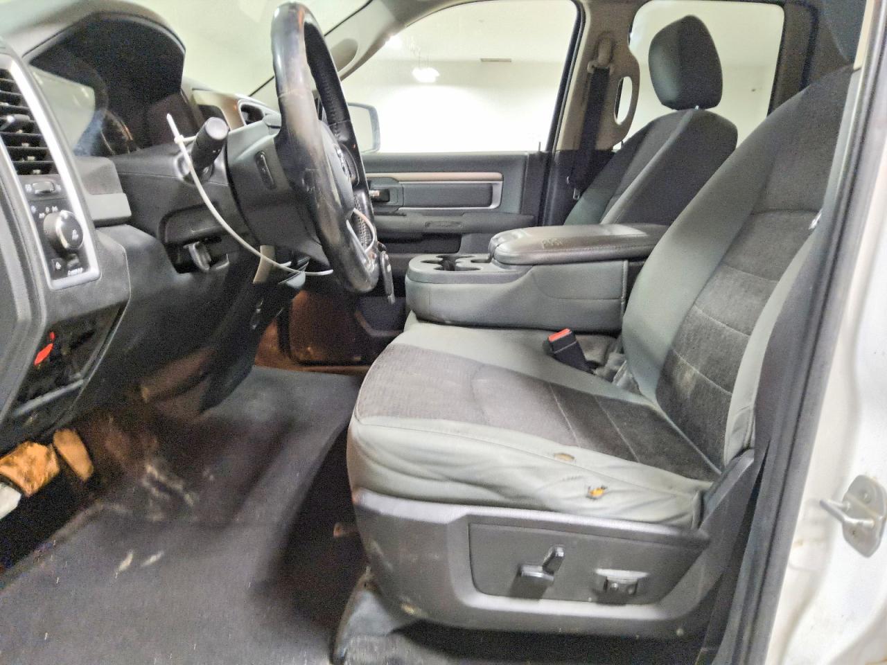 2015 Ram 1500 Slt White vin: 1C6RR6GT8FS521570