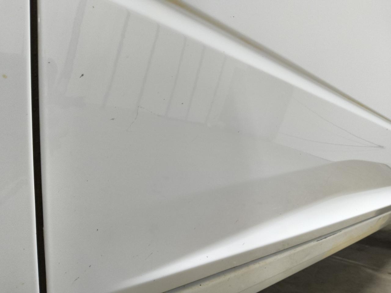 2015 Ram 1500 Slt White vin: 1C6RR6GT8FS521570 Damage: Left Front Door, Chipped, 4