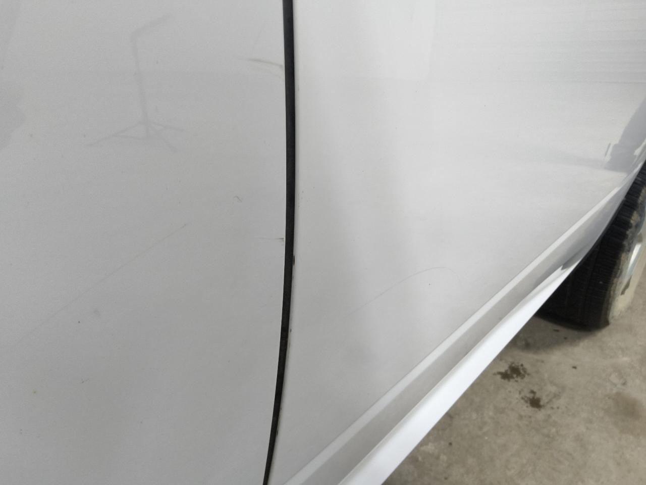 2015 Ram 1500 Slt White vin: 1C6RR6GT8FS521570 Damage: Right Front Door, Chipped, 4