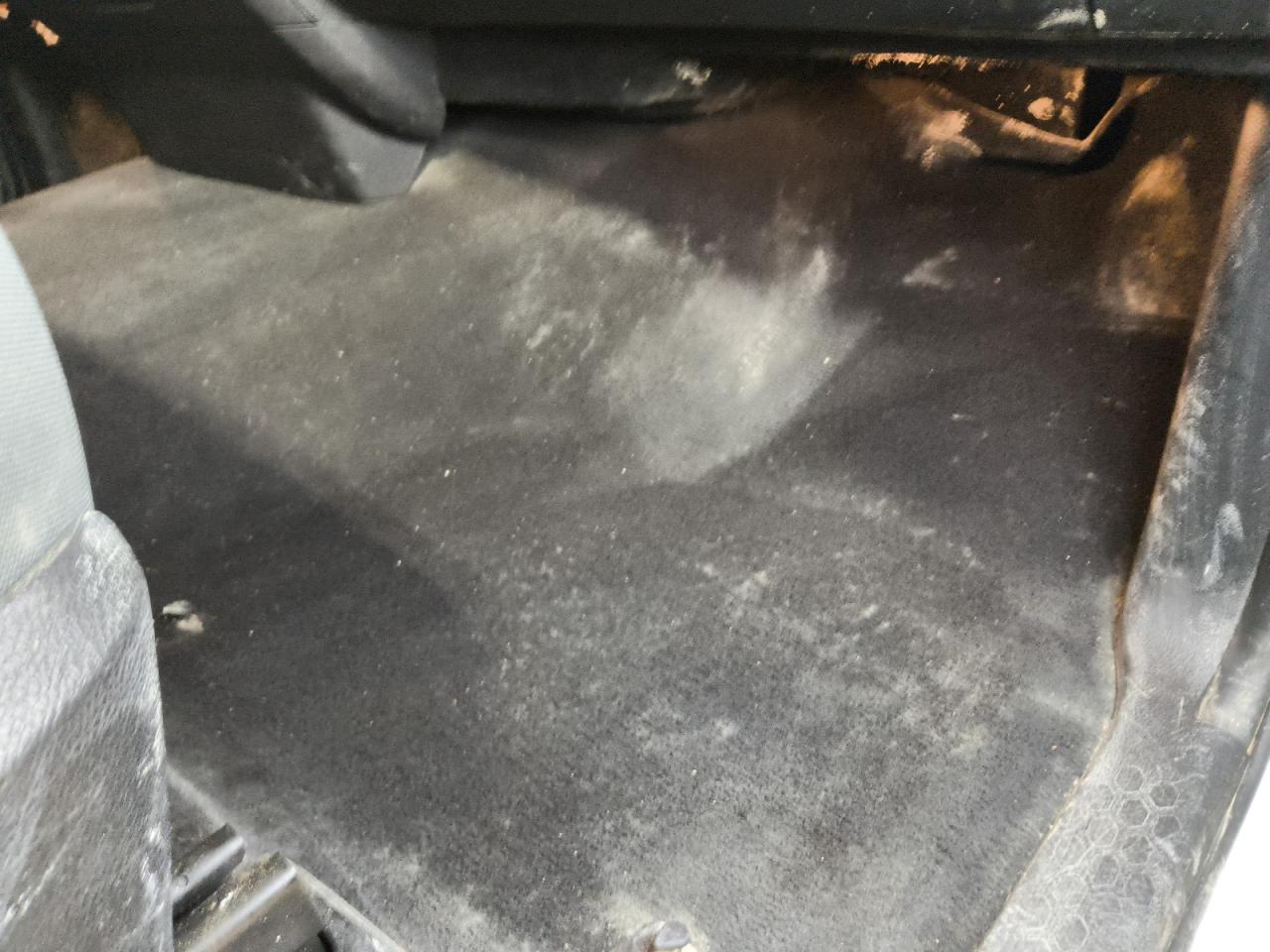 2015 Ram 1500 Slt White vin: 1C6RR6GT8FS521570 Damage: Right Front Carpet, Stained, Permanent